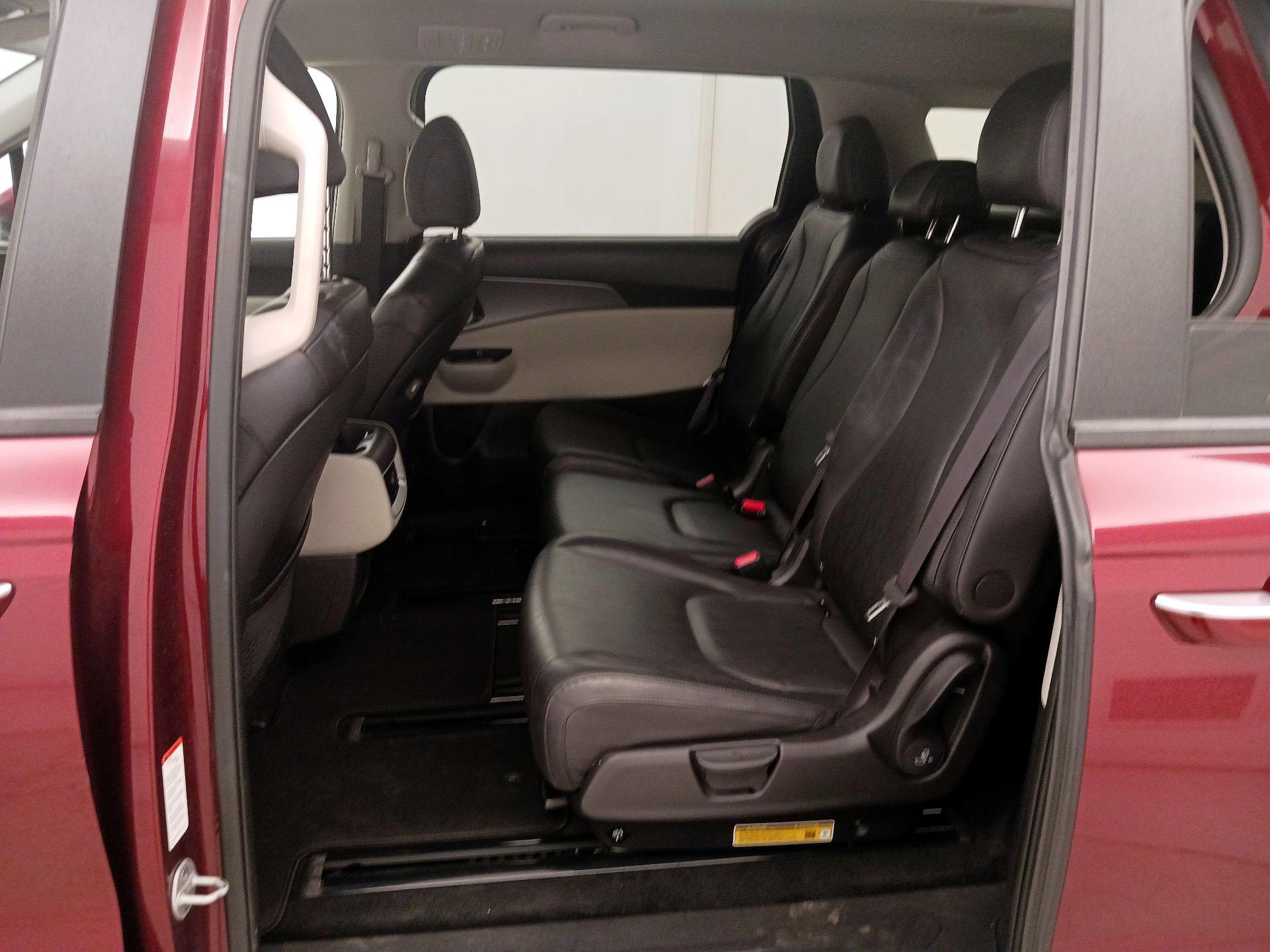 Thumbnail: 2024 Kia Carnival - 19