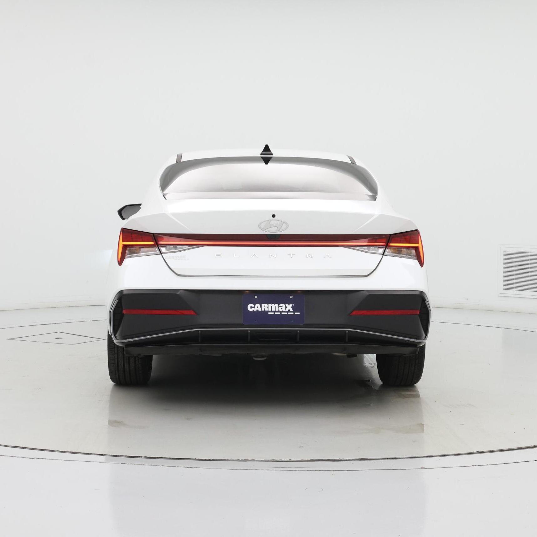 Thumbnail: 2024 Hyundai Elantra - 6