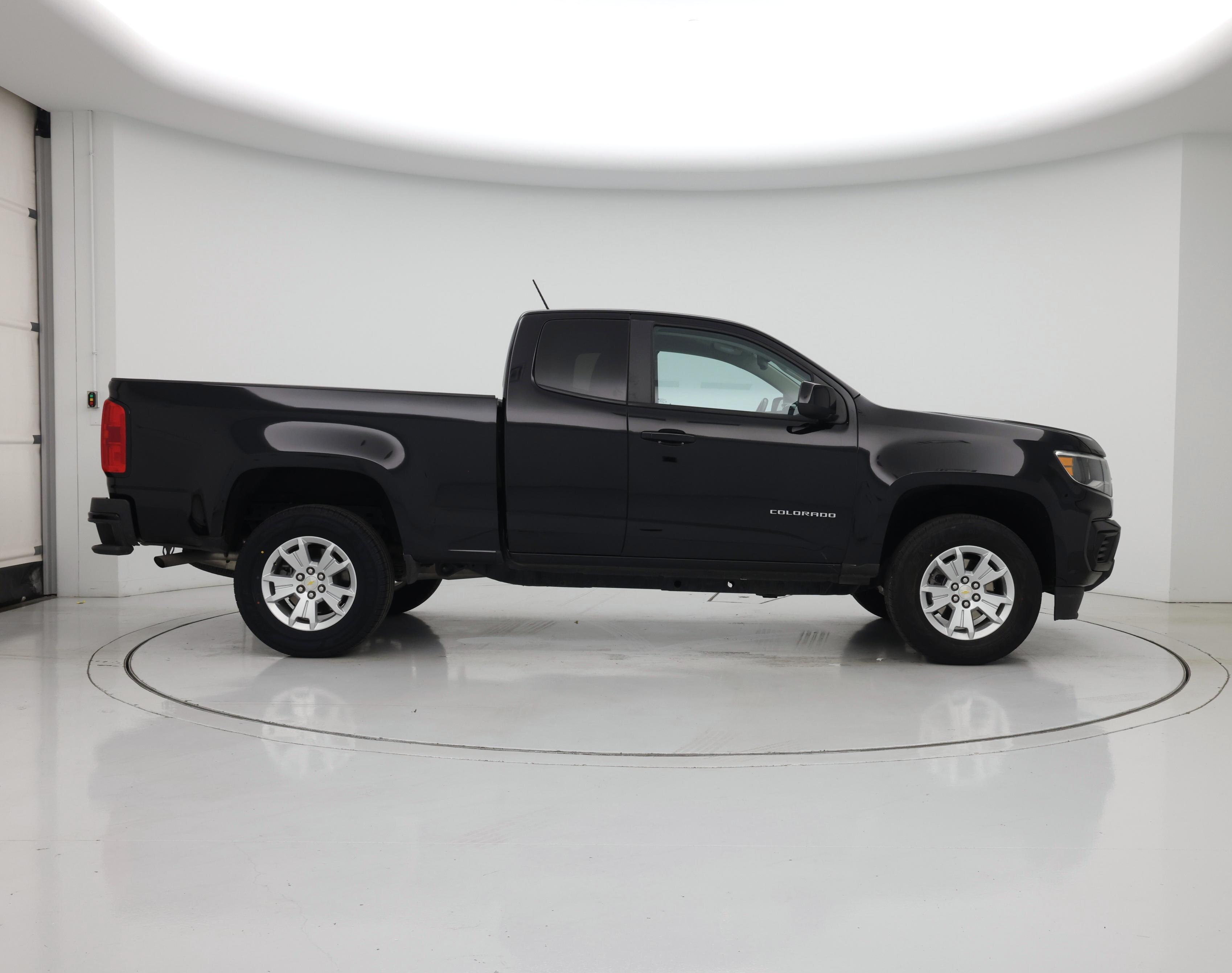 Thumbnail: 2022 Chevrolet Colorado - 7