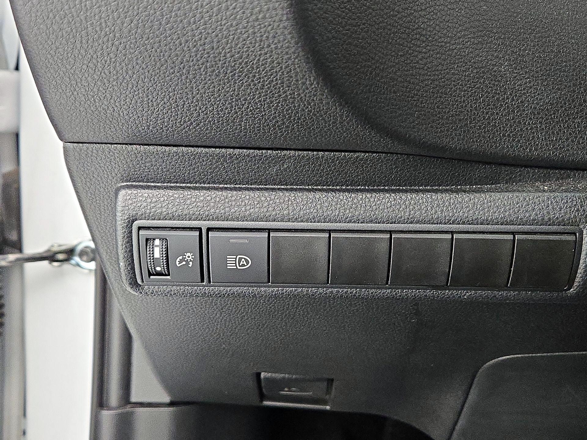 Thumbnail: 2024 Toyota Corolla - 13