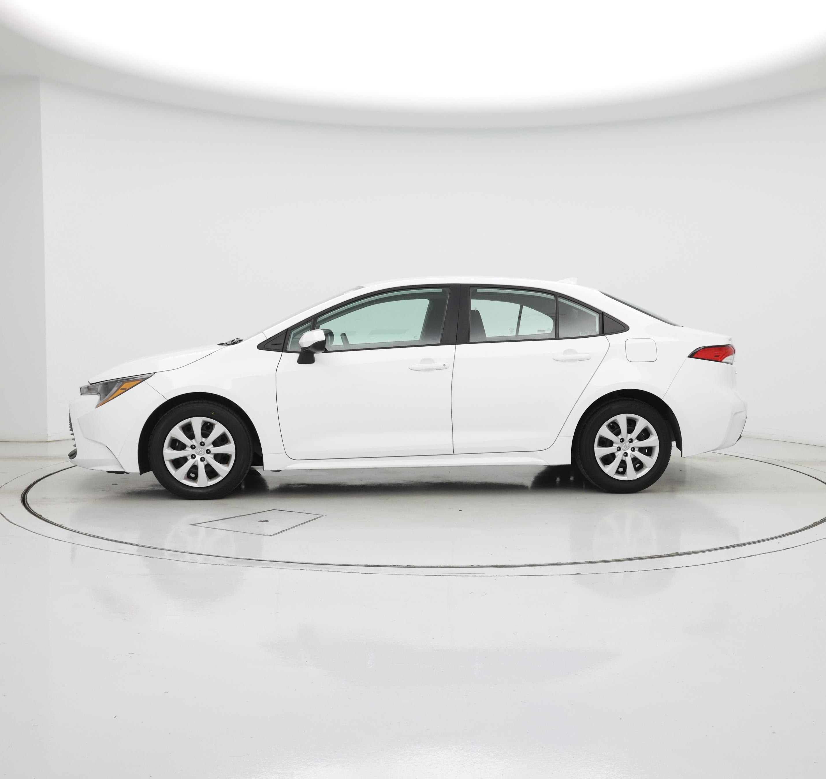 Thumbnail: 2024 Toyota Corolla - 3