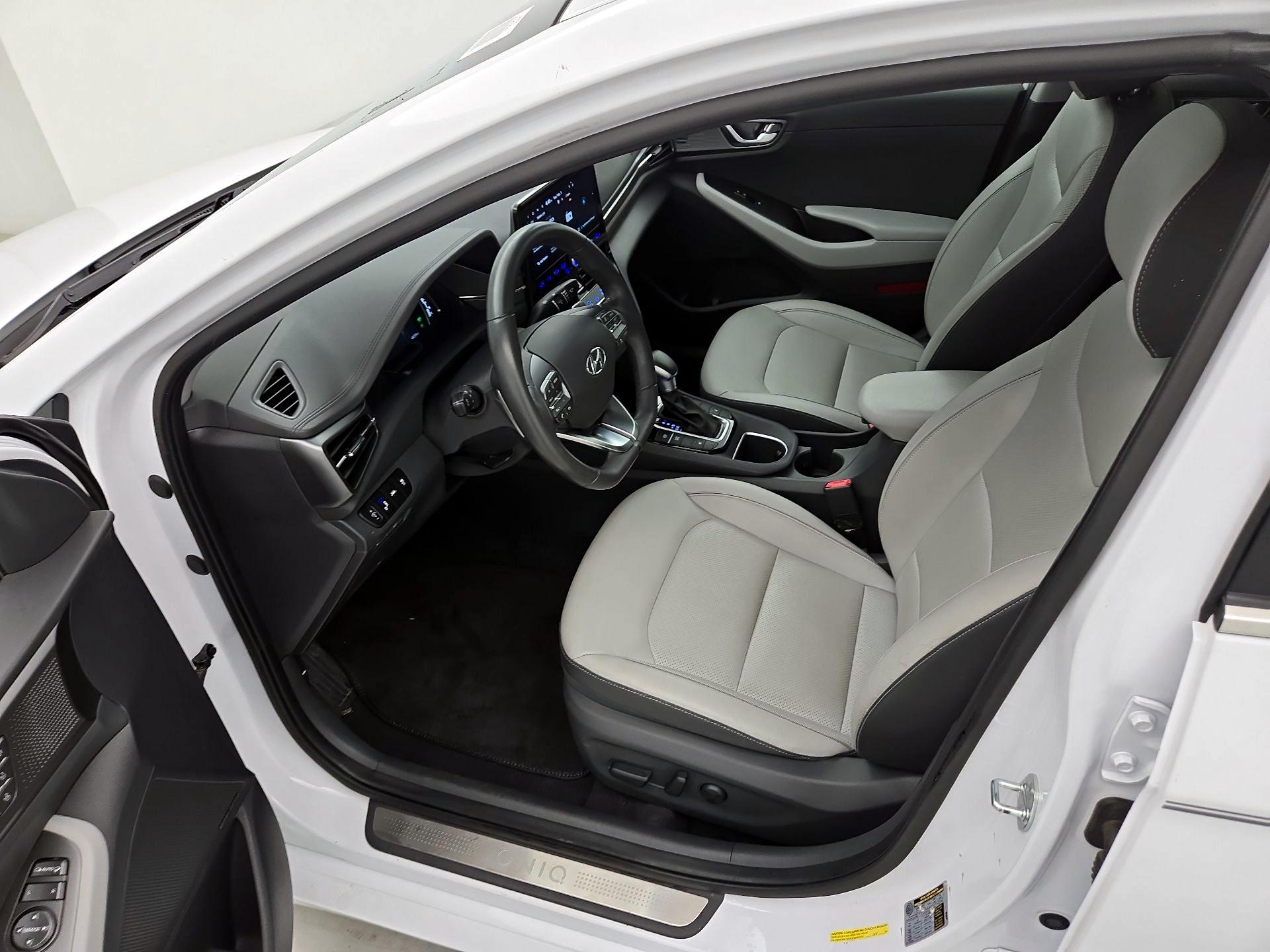 Thumbnail: 2021 Hyundai Ioniq - 11