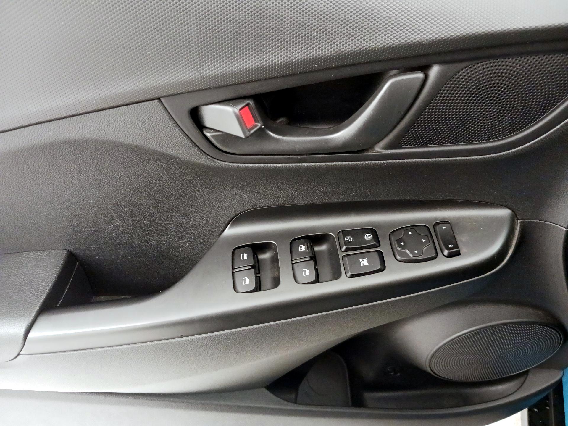 Thumbnail: 2022 Hyundai Kona - 12