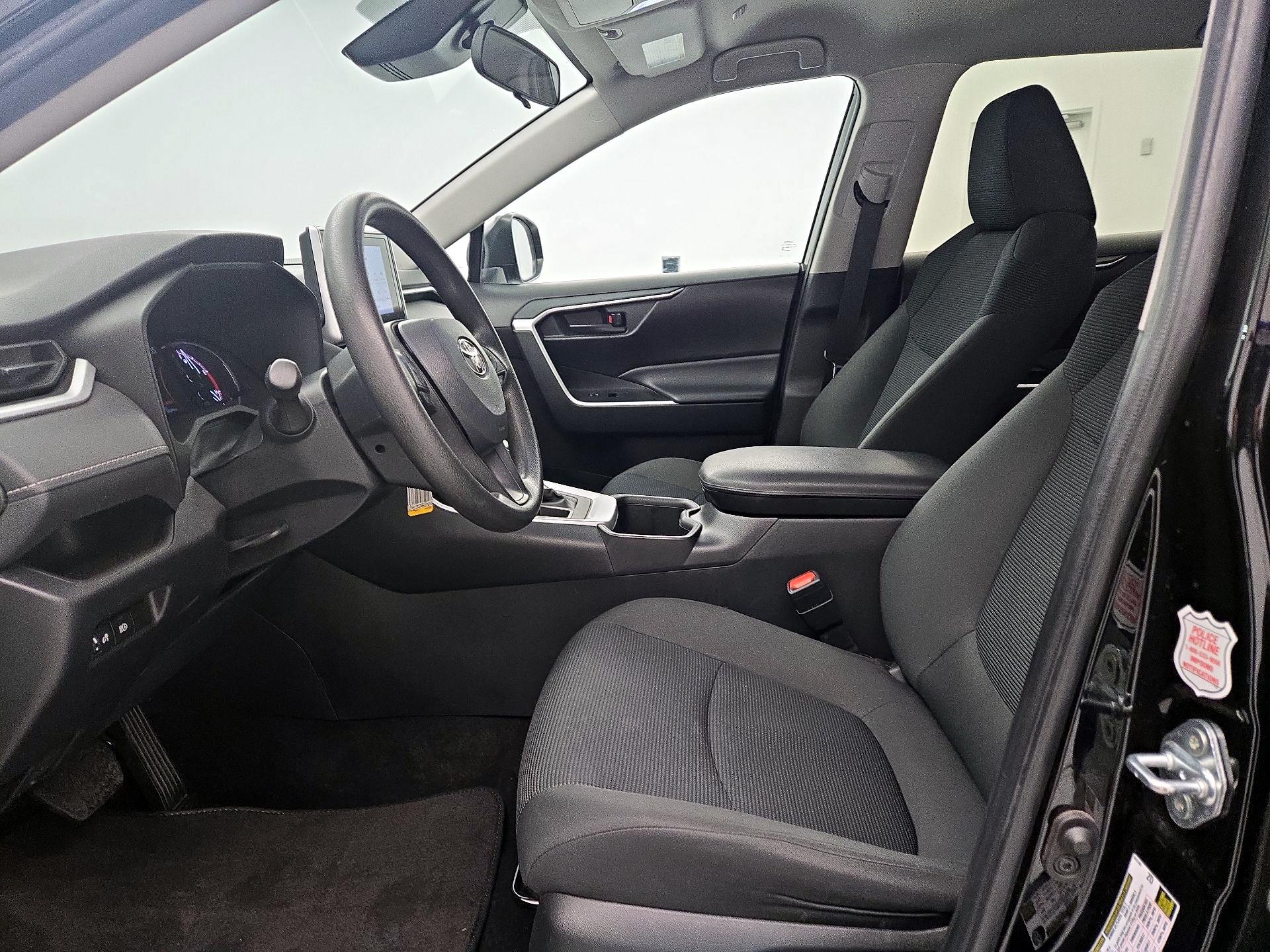 Thumbnail: 2024 Toyota RAV4 - 11