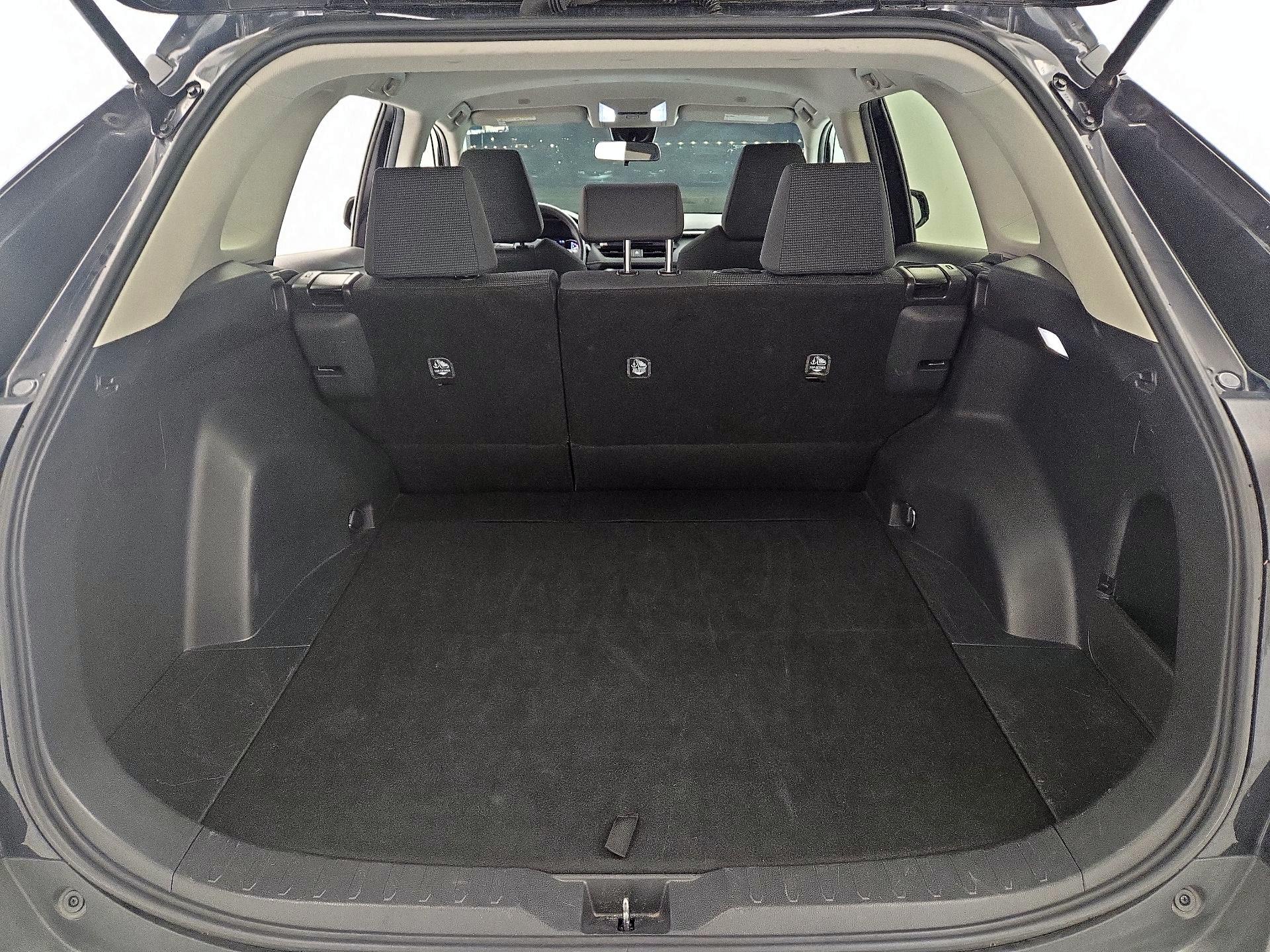 Thumbnail: 2024 Toyota RAV4 - 20