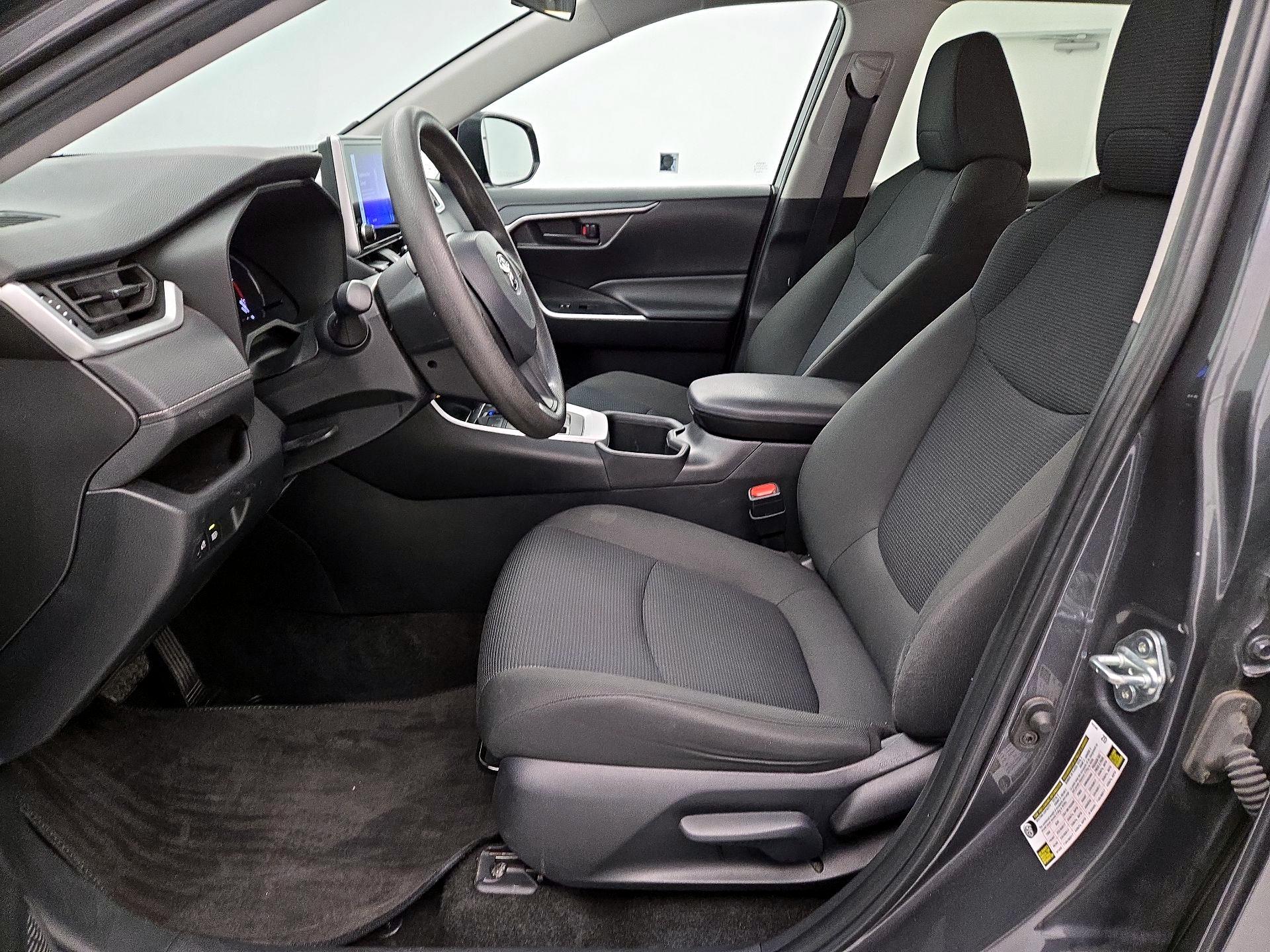 Thumbnail: 2024 Toyota RAV4 - 11