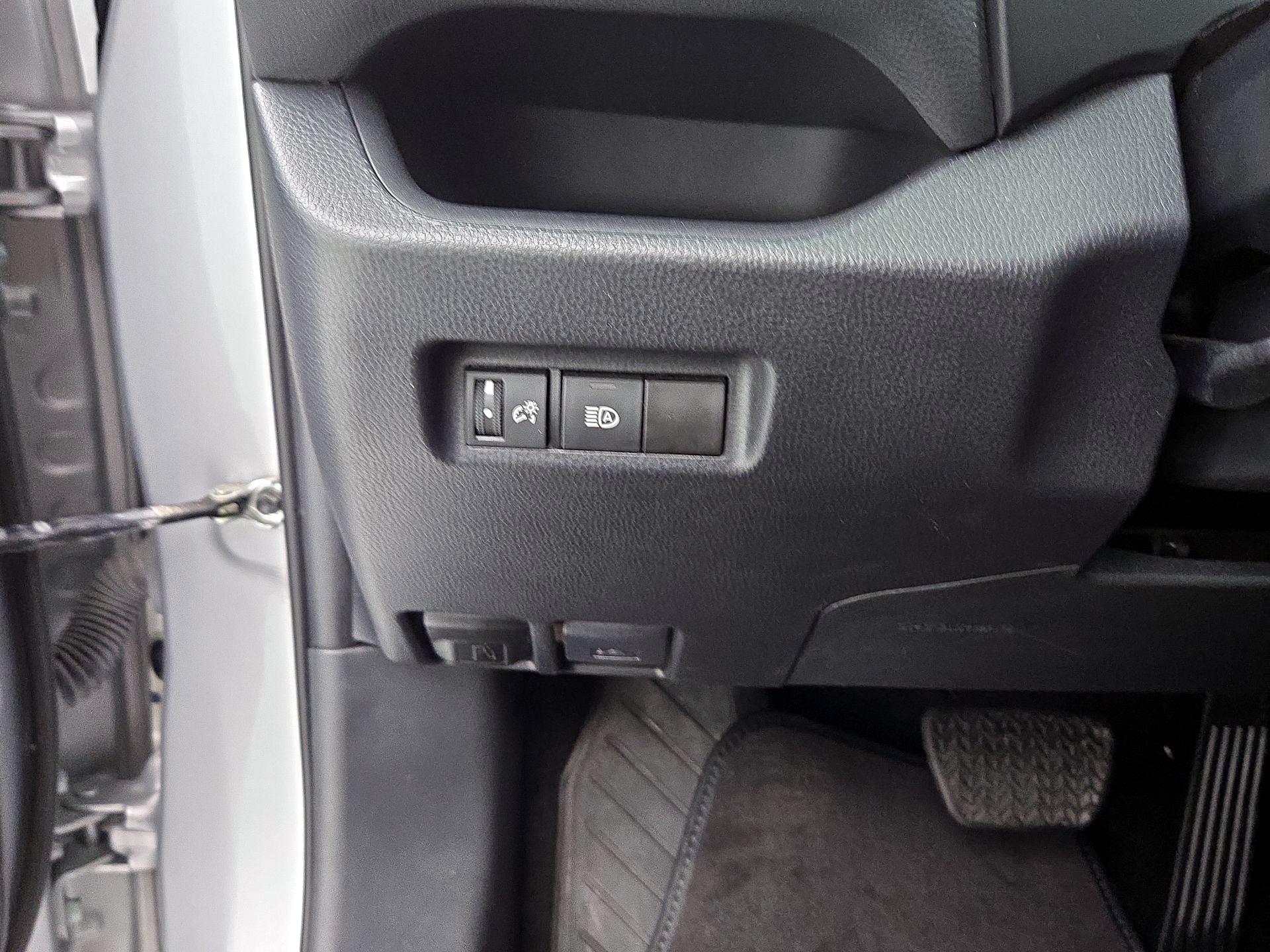 Thumbnail: 2024 Toyota RAV4 - 13