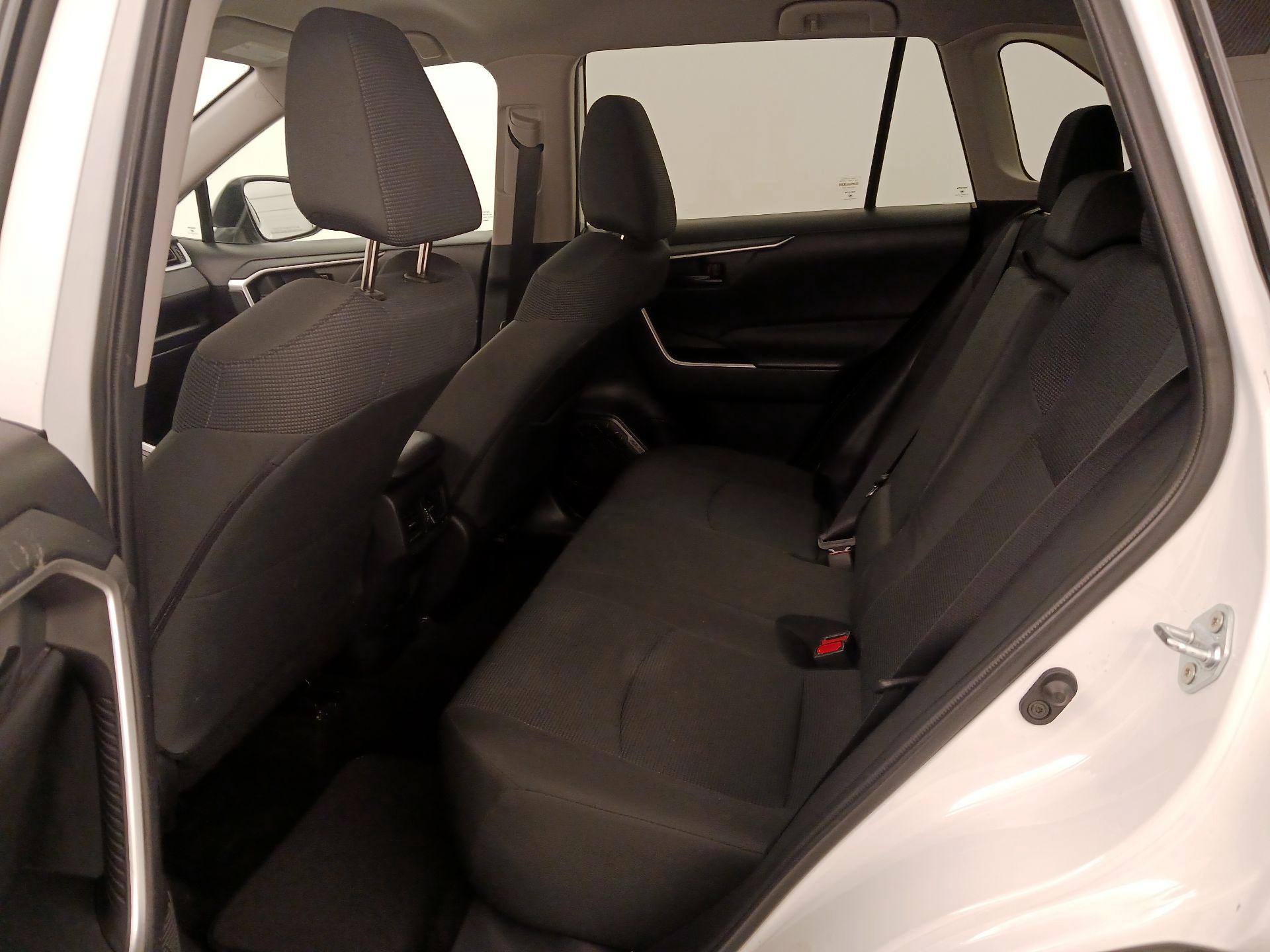 Thumbnail: 2024 Toyota RAV4 - 20