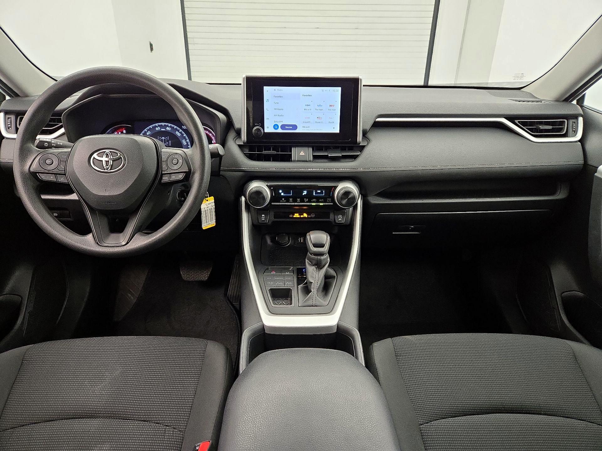 Thumbnail: 2024 Toyota RAV4 - 9