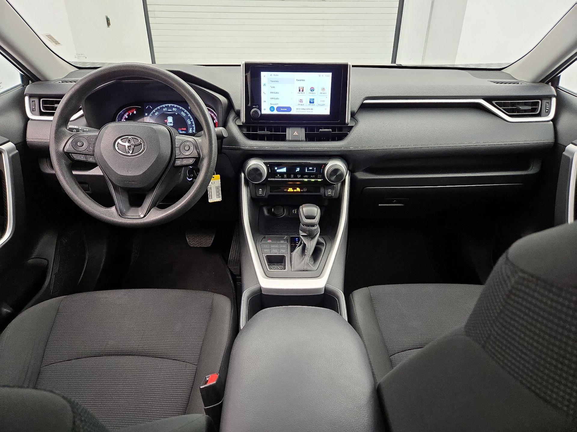 Thumbnail: 2024 Toyota RAV4 - 9