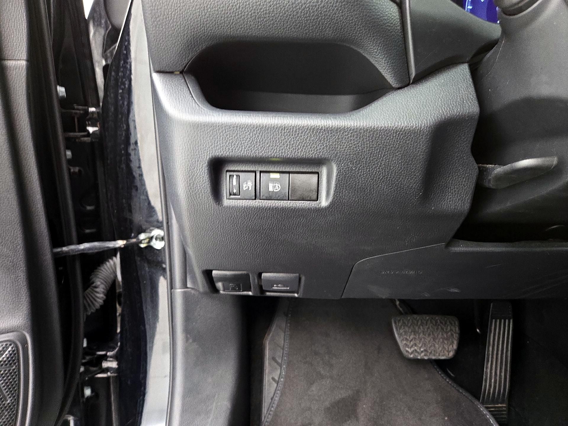 Thumbnail: 2024 Toyota RAV4 - 13