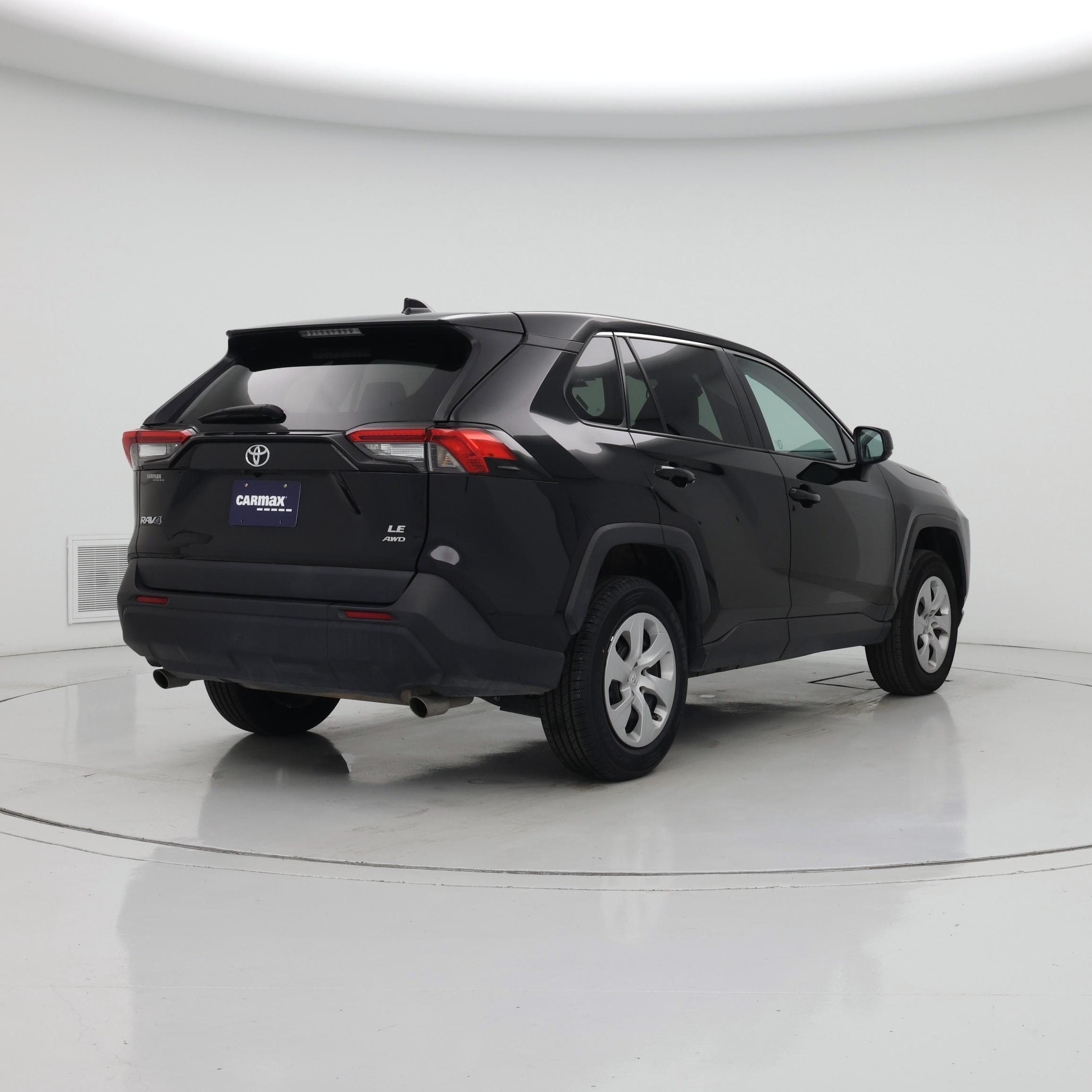 Thumbnail: 2024 Toyota RAV4 - 8