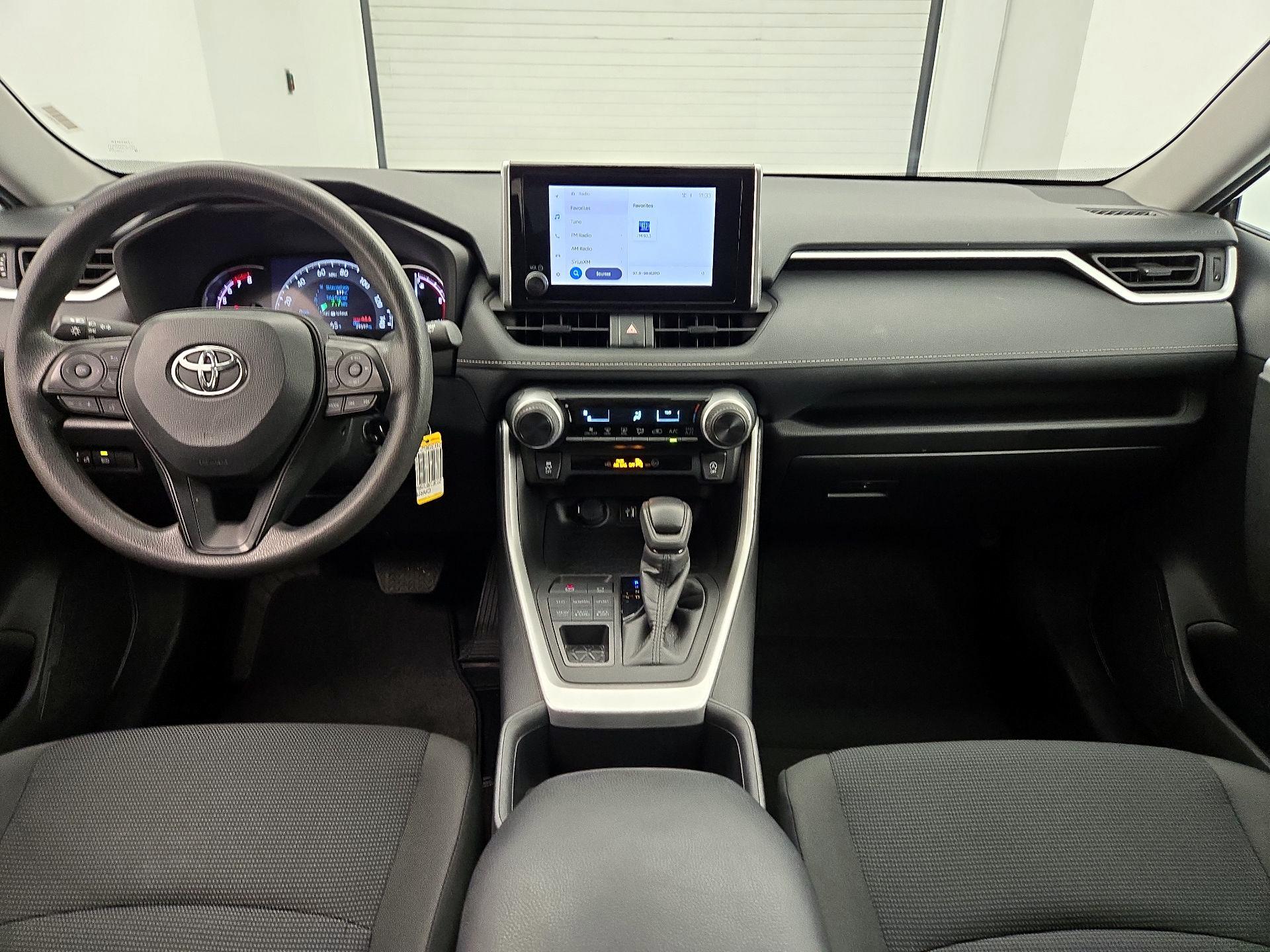 Thumbnail: 2024 Toyota RAV4 - 9