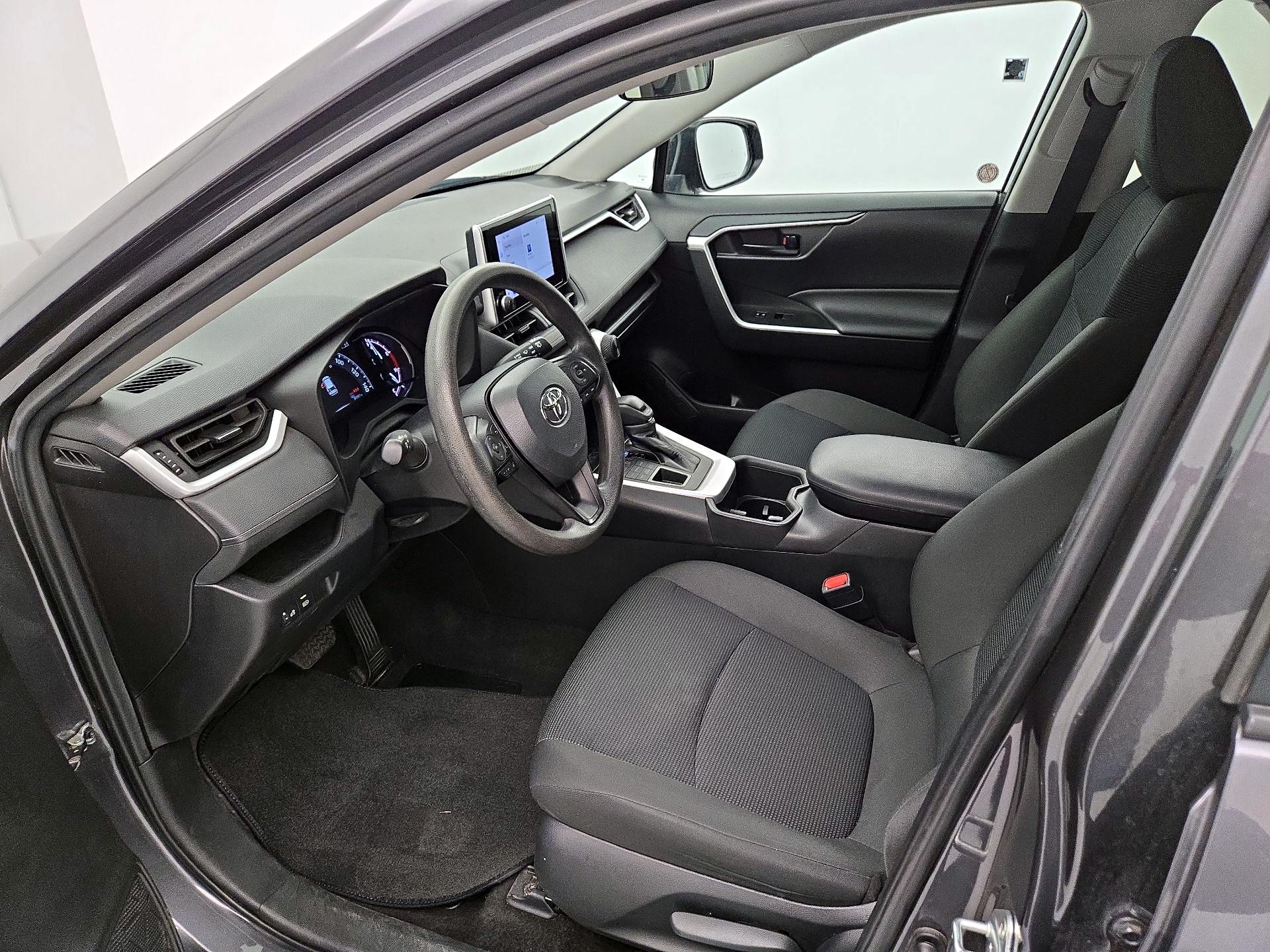 Thumbnail: 2024 Toyota RAV4 - 11