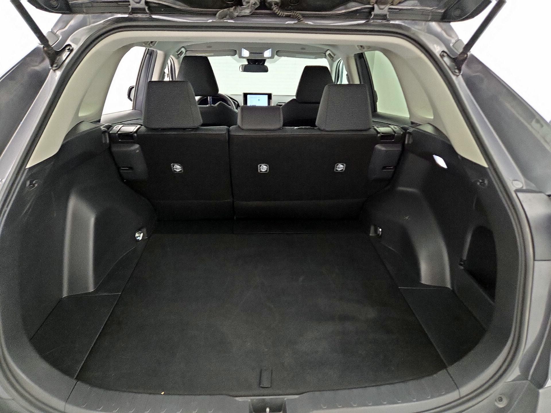 Thumbnail: 2024 Toyota RAV4 - 20