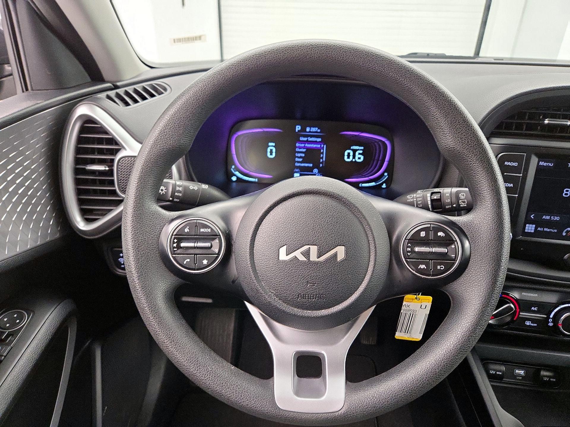 Thumbnail: 2023 Kia Soul - 10