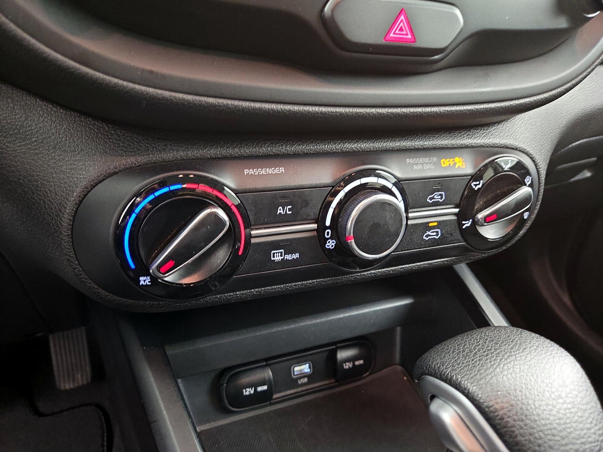 Thumbnail: 2023 Kia Soul - 16