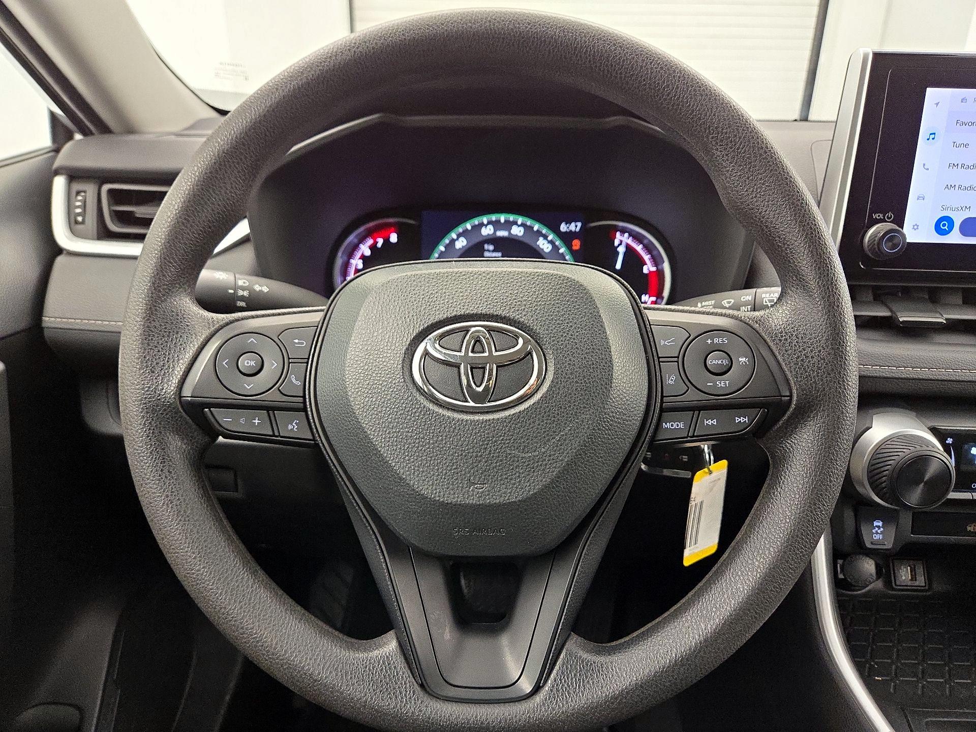 Thumbnail: 2024 Toyota RAV4 - 10