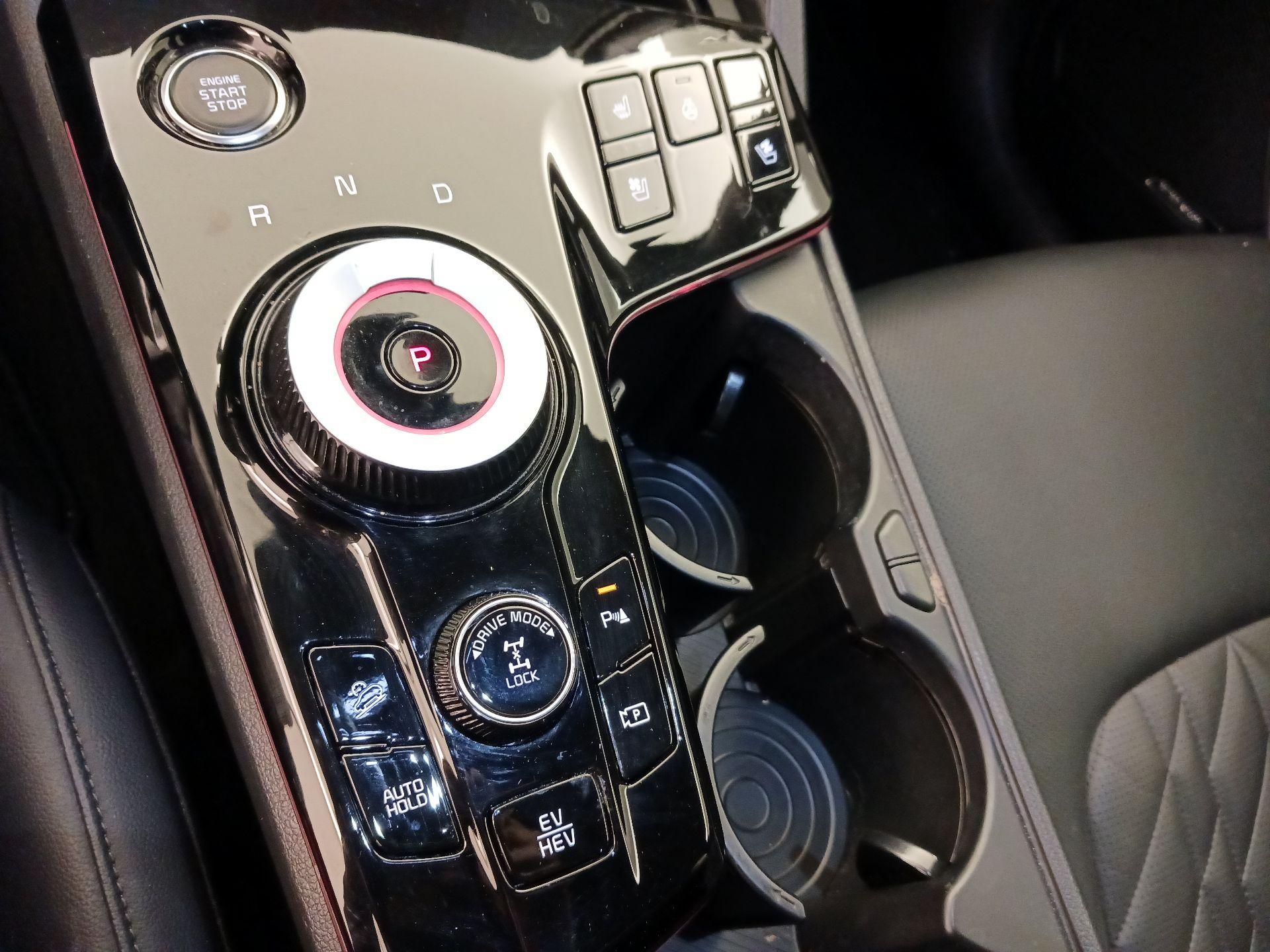 Thumbnail: 2024 Kia Sportage - 18