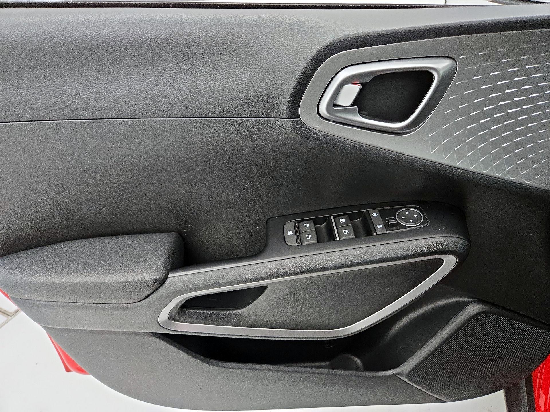 Thumbnail: 2024 Kia Soul - 12