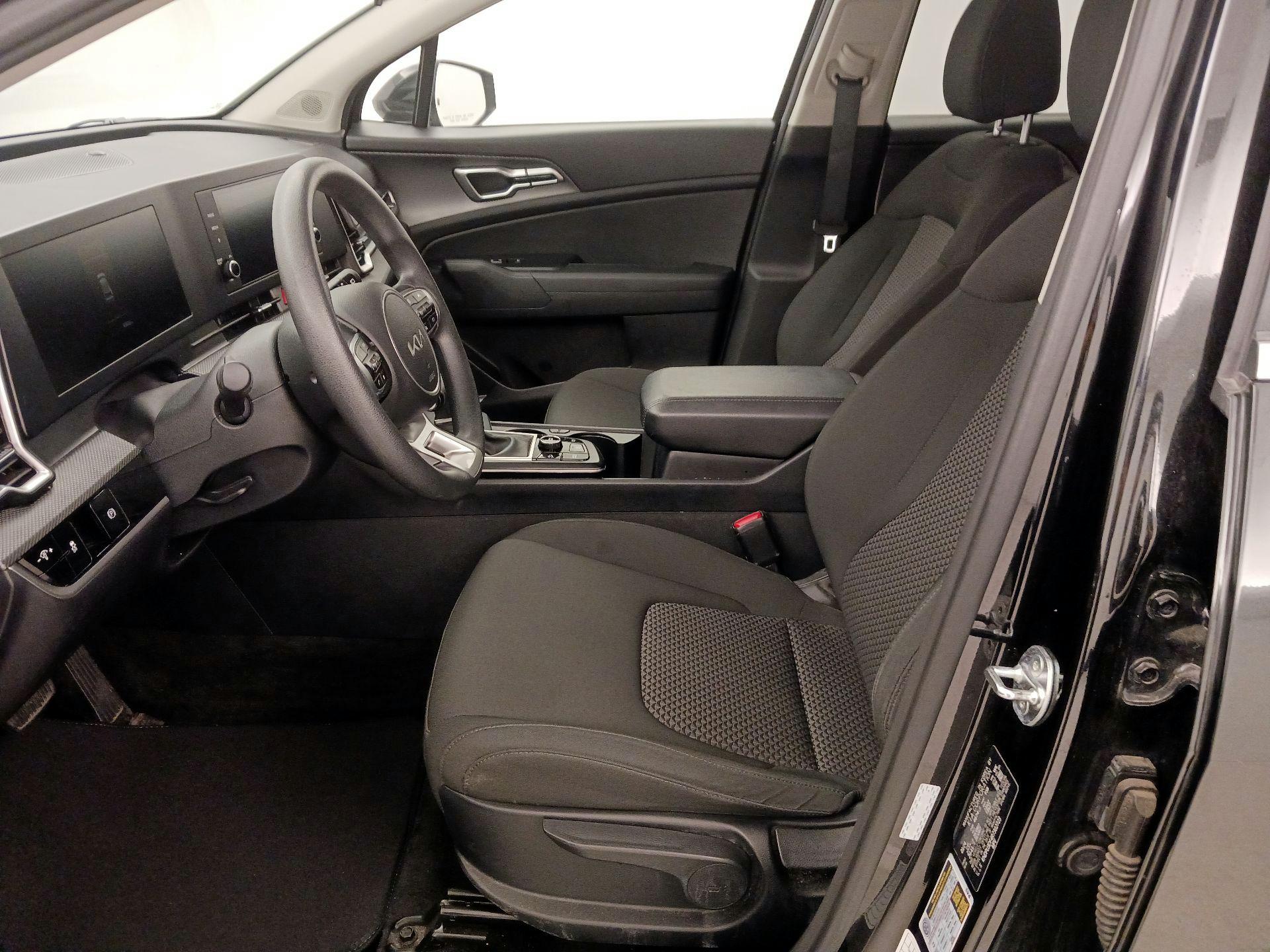 Thumbnail: 2024 Kia Sportage - 11