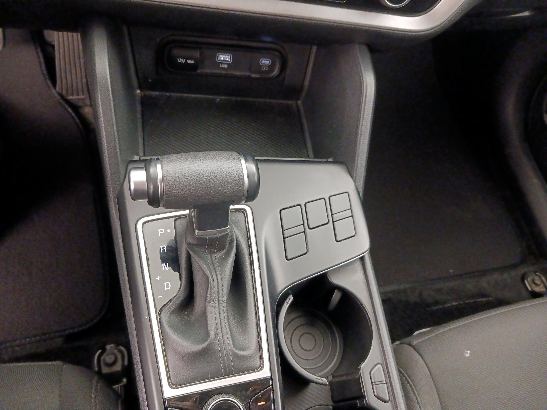 Thumbnail: 2024 Kia Sportage - 17