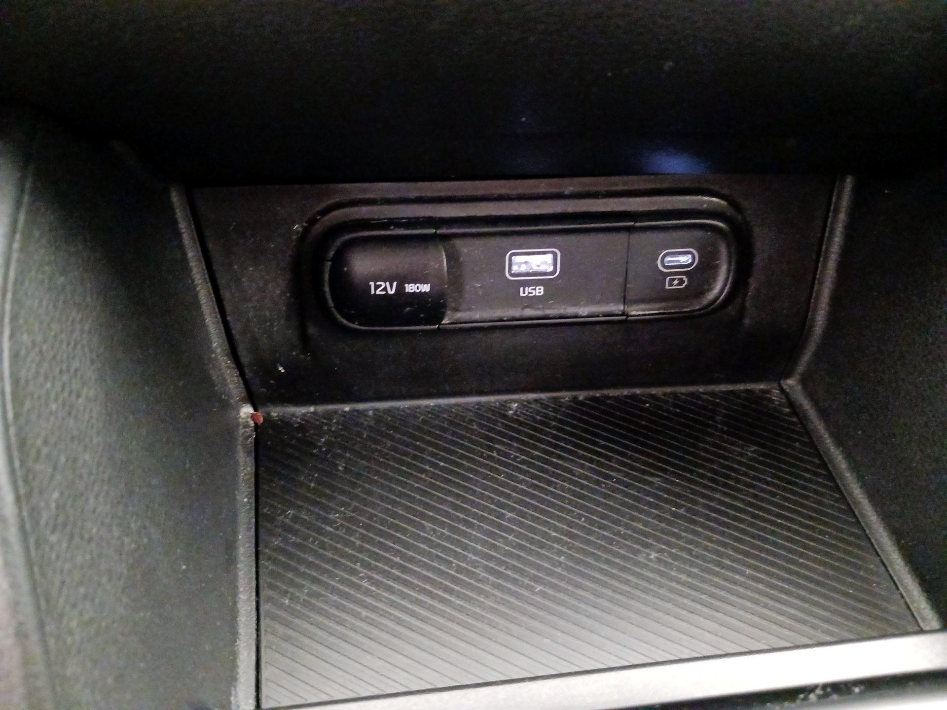 Thumbnail: 2024 Kia Sportage - 18