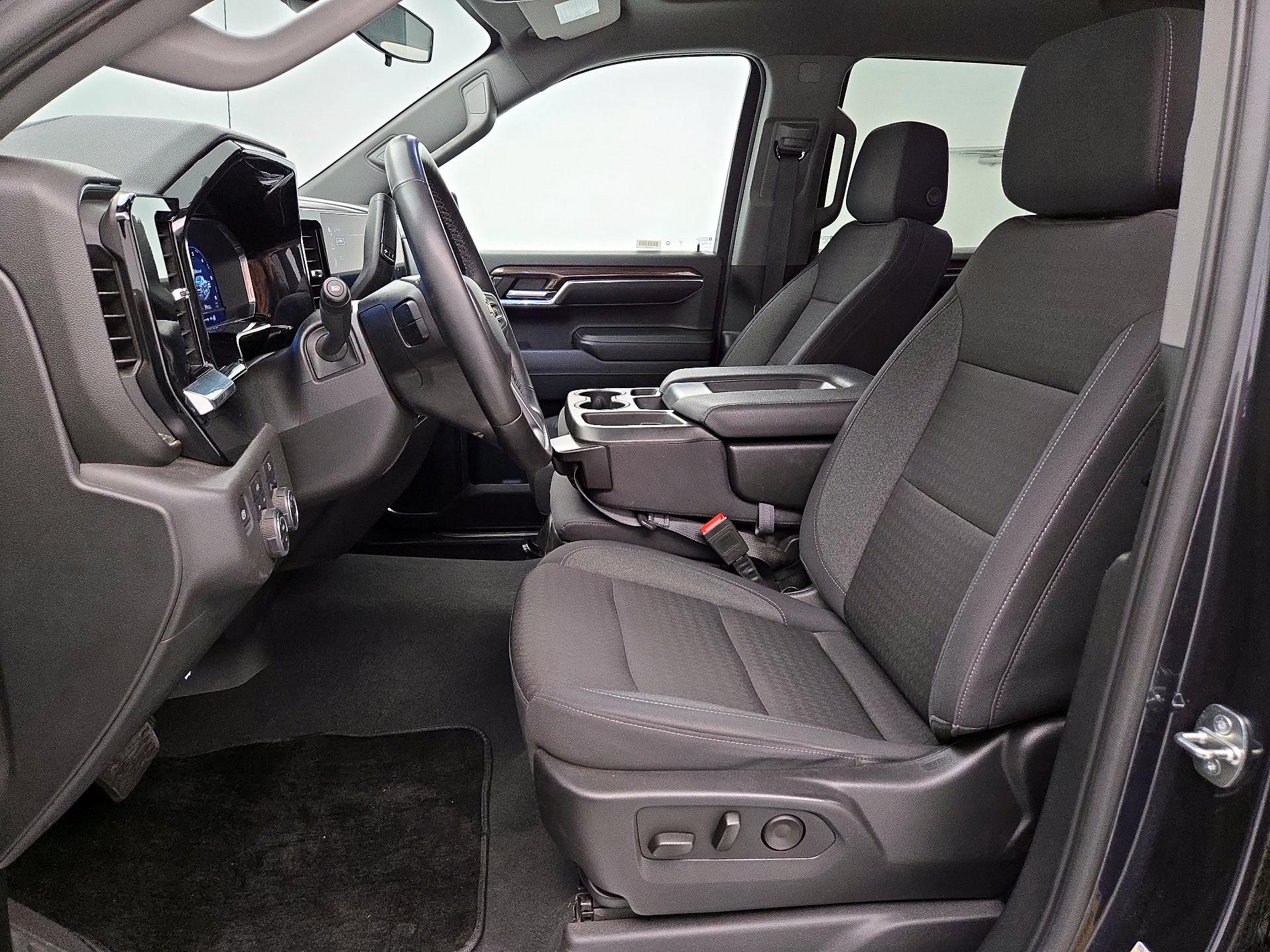 Thumbnail: 2023 Chevrolet Silverado 1500 - 11