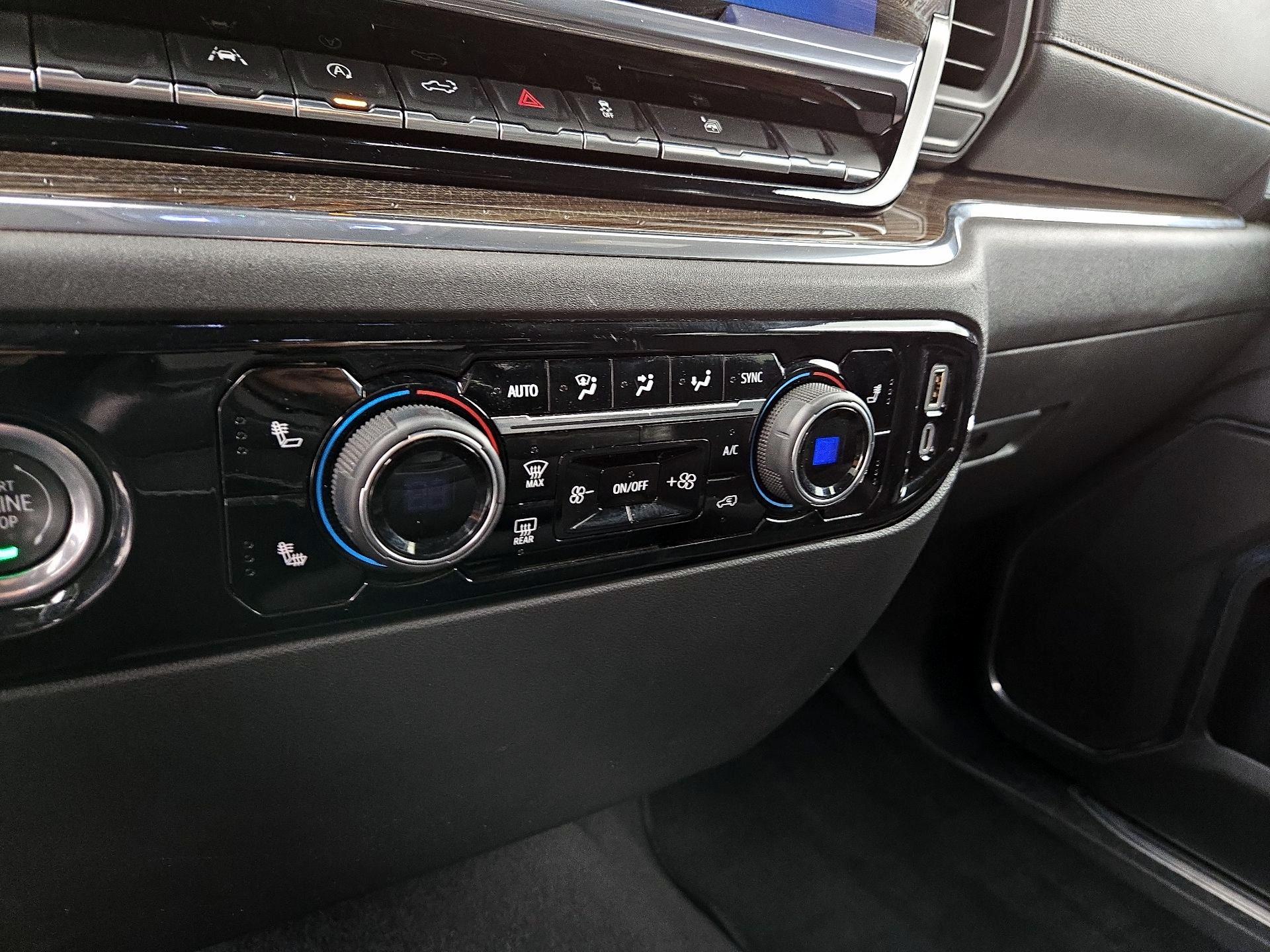 Thumbnail: 2023 Chevrolet Silverado 1500 - 16