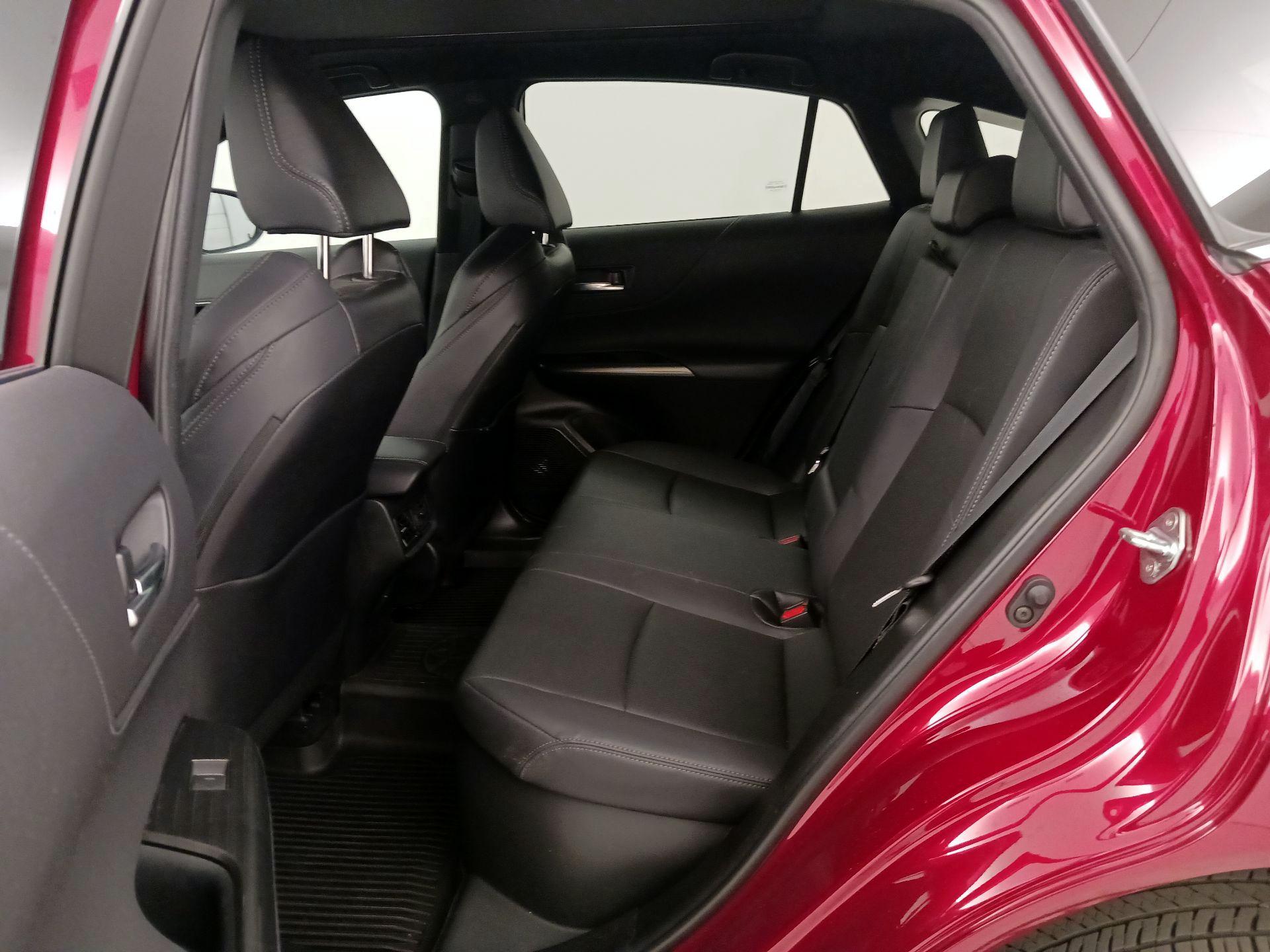 Thumbnail: 2023 Toyota Venza - 20