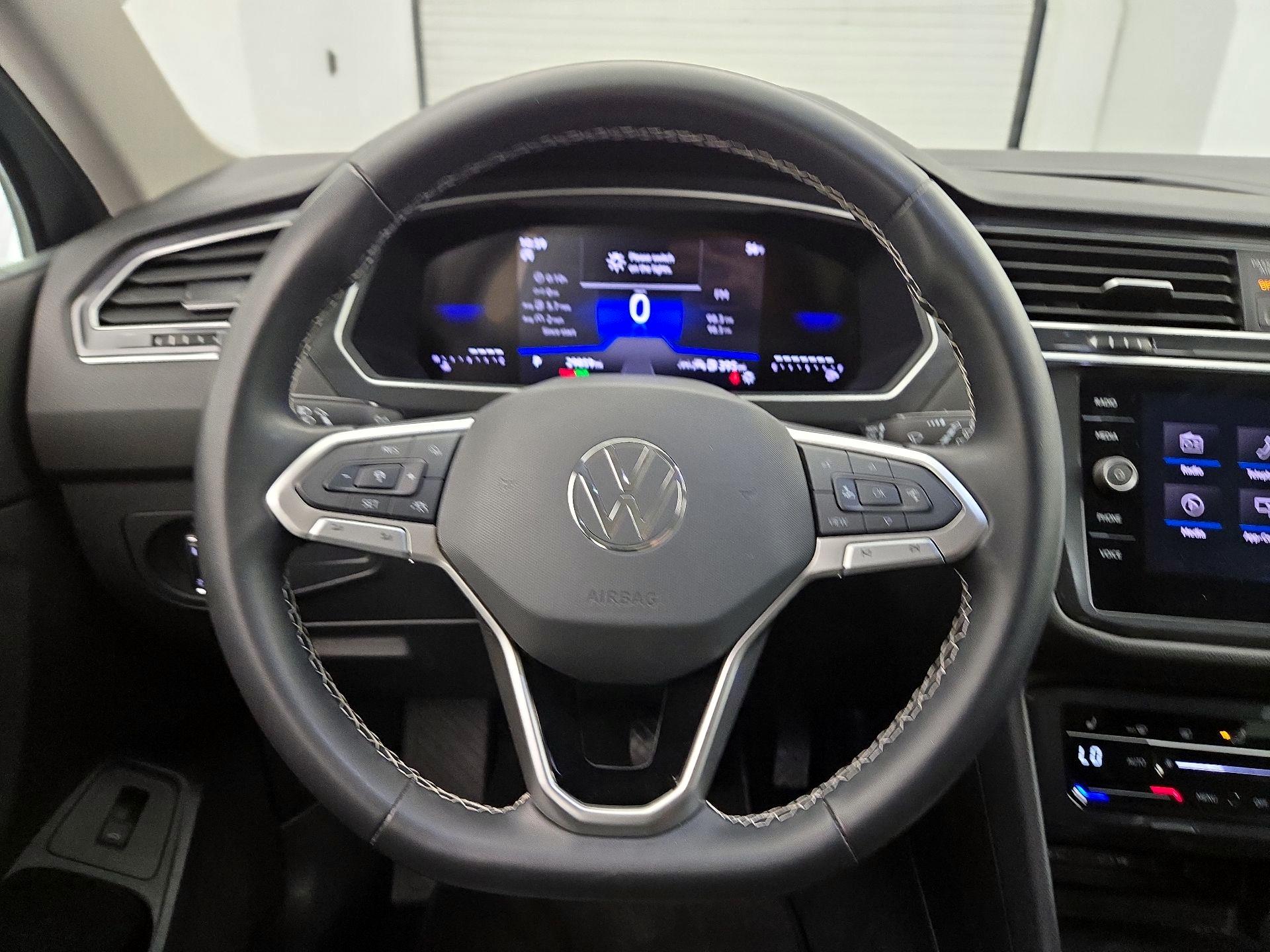 Thumbnail: 2024 Volkswagen Tiguan - 10