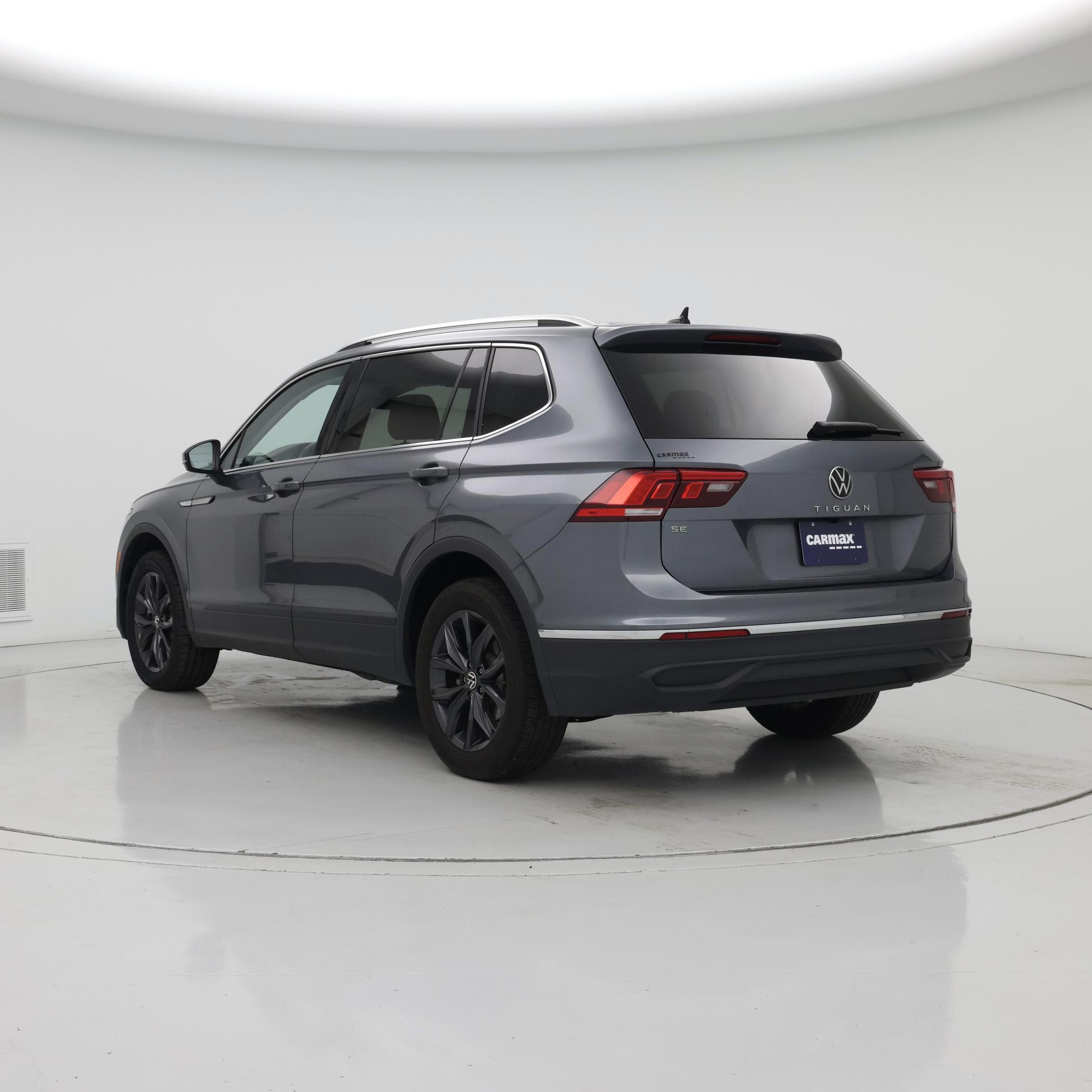 Thumbnail: 2024 Volkswagen Tiguan - 2