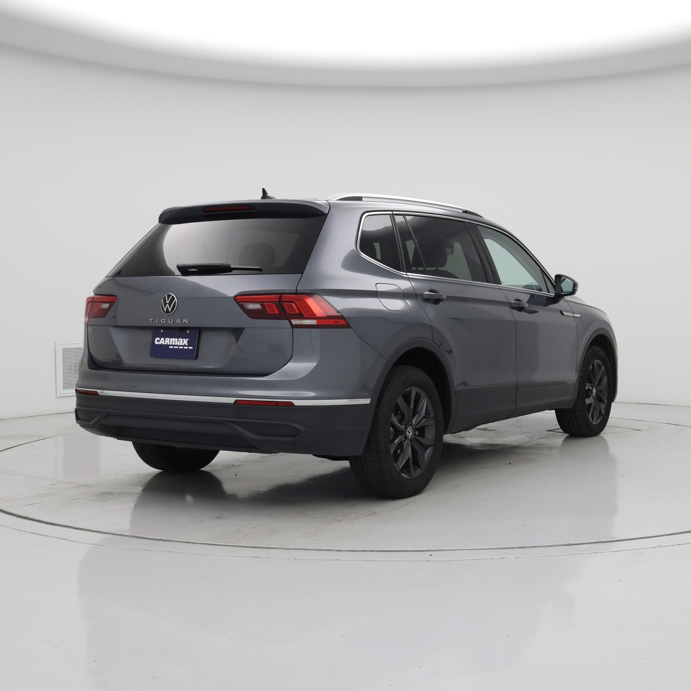 Thumbnail: 2024 Volkswagen Tiguan - 8