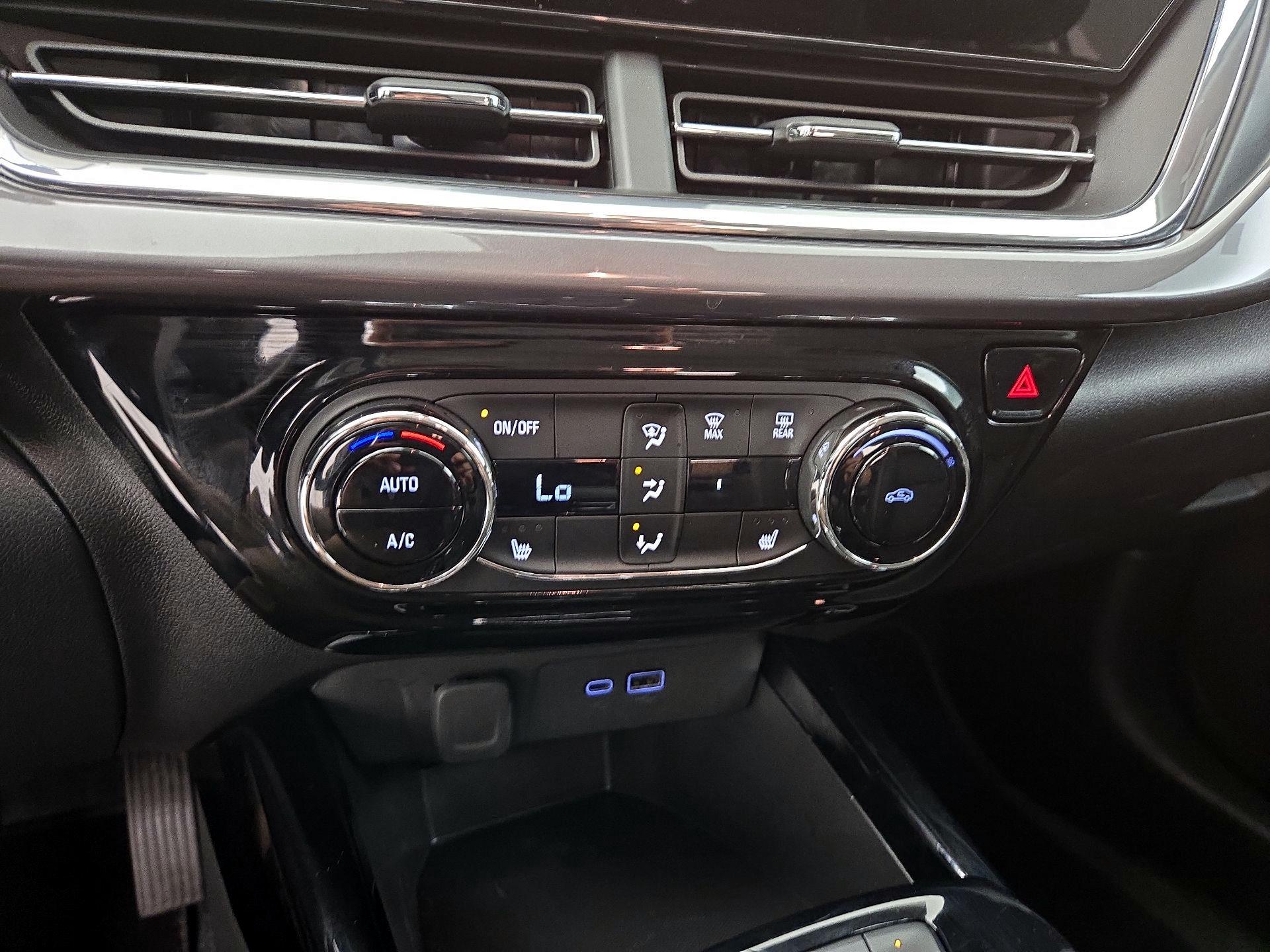 Thumbnail: 2025 Chevrolet Trax - 15