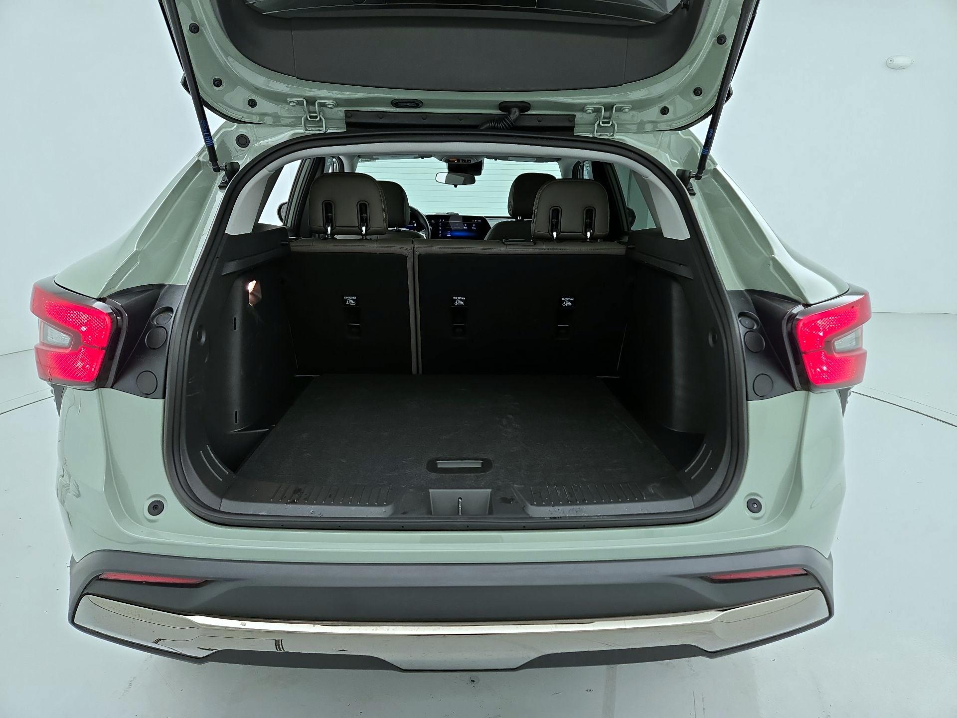 Thumbnail: 2025 Chevrolet Trax - 20