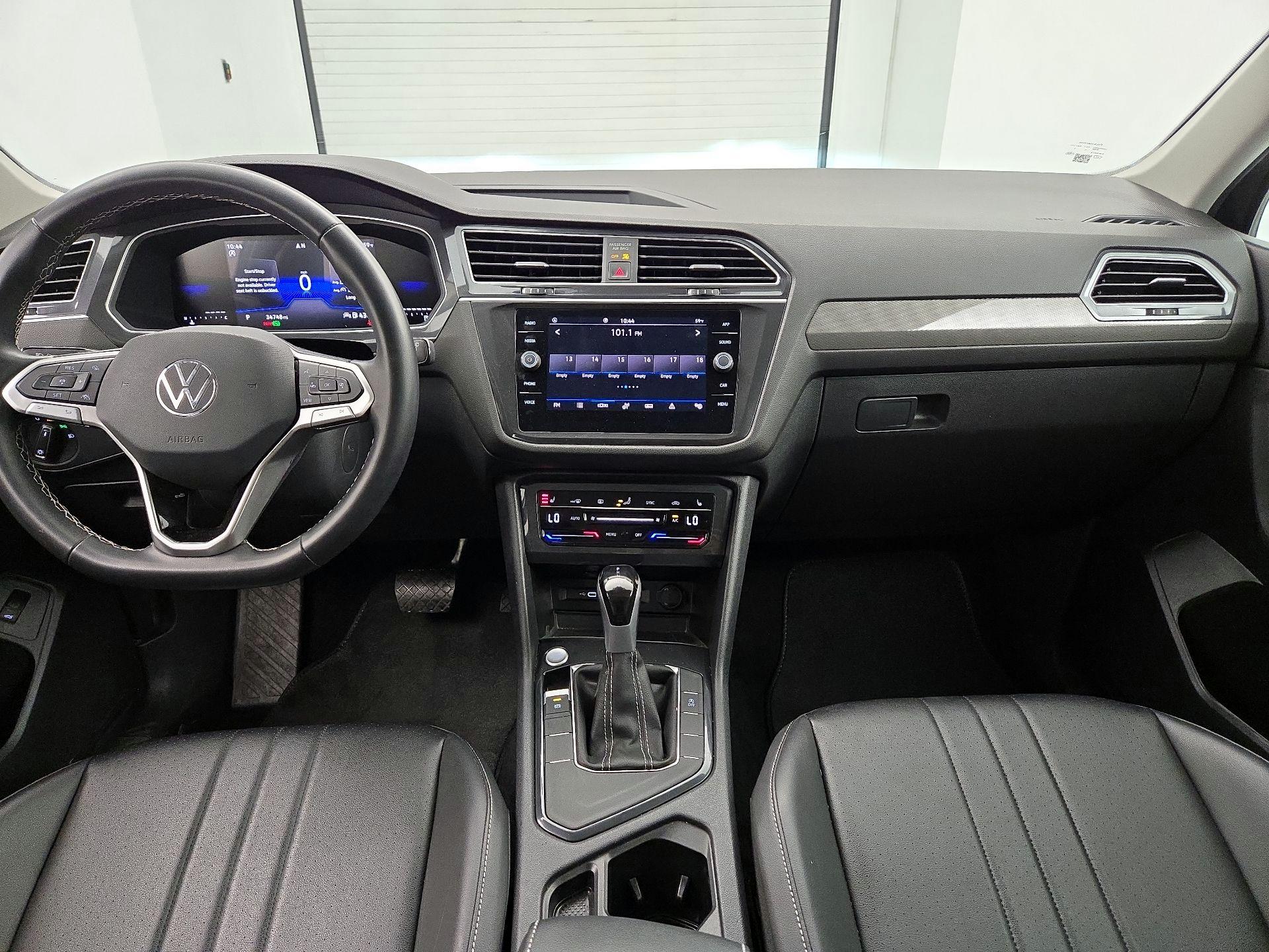 Thumbnail: 2024 Volkswagen Tiguan - 9