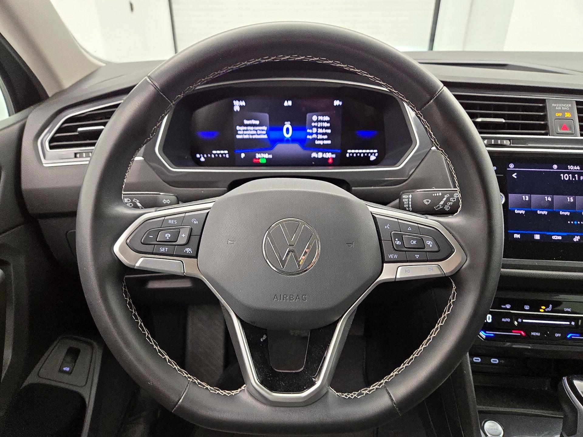 Thumbnail: 2024 Volkswagen Tiguan - 10