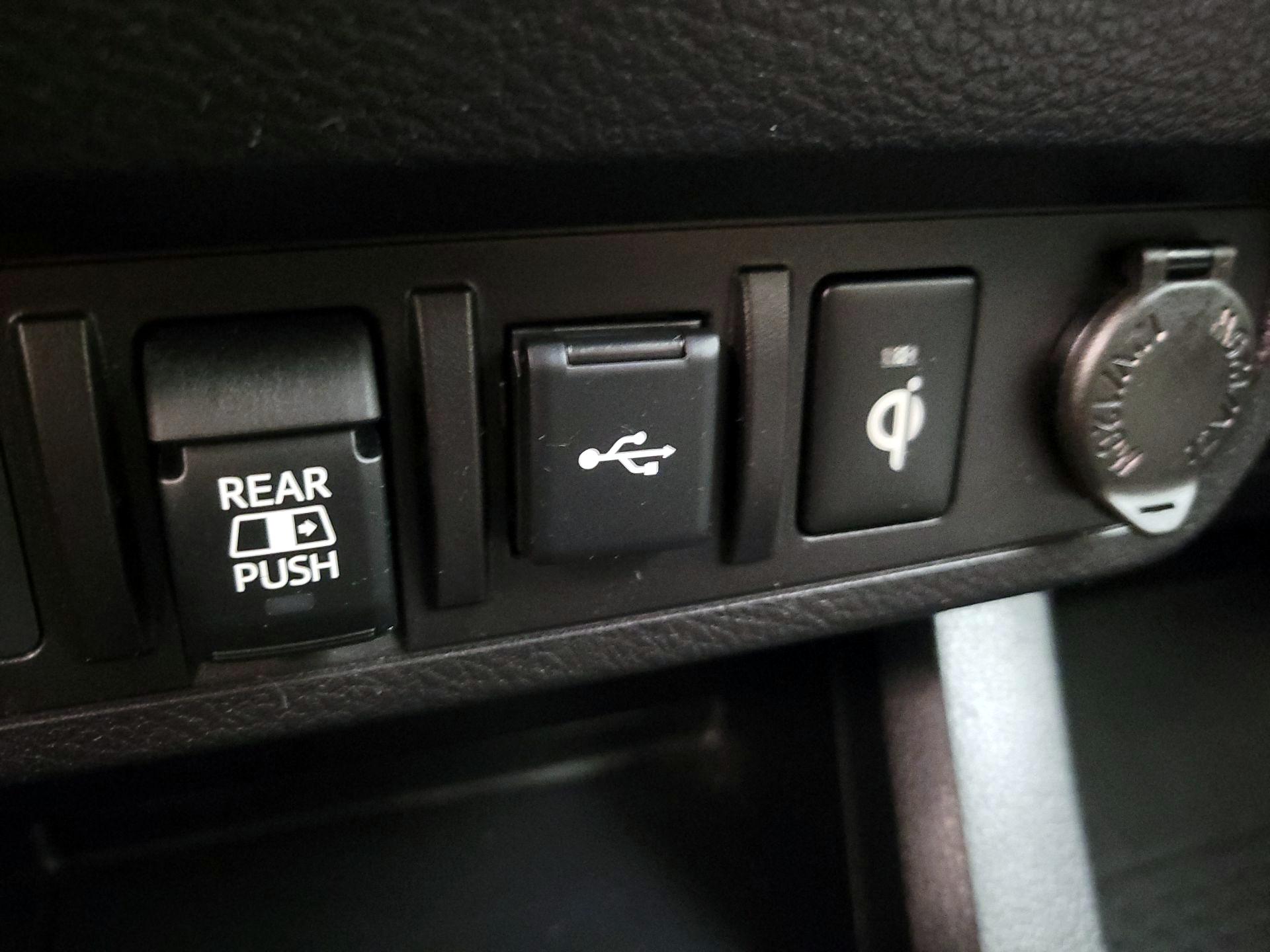 Thumbnail: 2022 Toyota Tacoma - 18