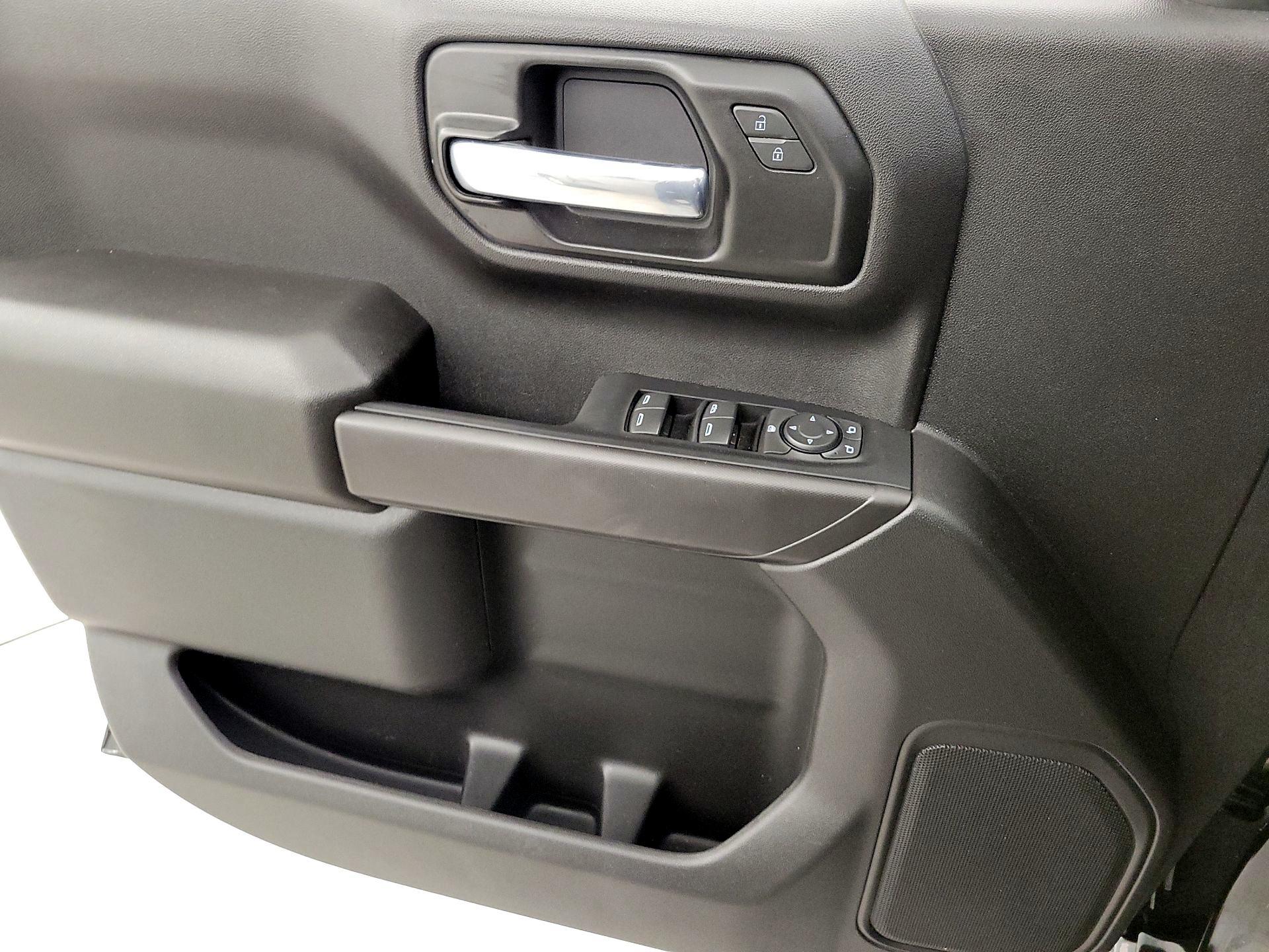 Thumbnail: 2025 Chevrolet Silverado 1500 - 12