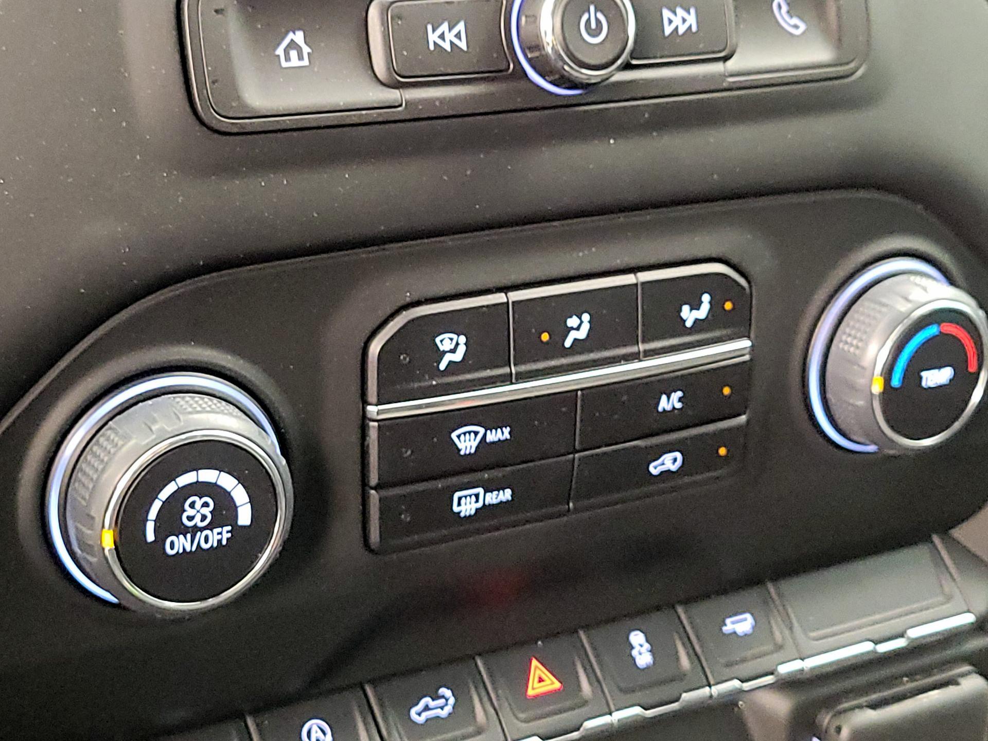 Thumbnail: 2025 Chevrolet Silverado 1500 - 15