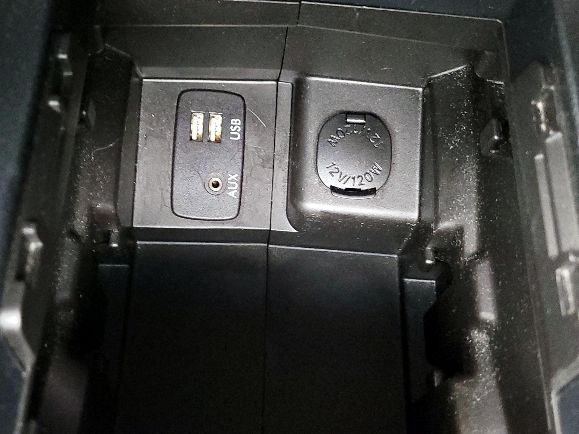 Thumbnail: 2017 Subaru Crosstrek - 18