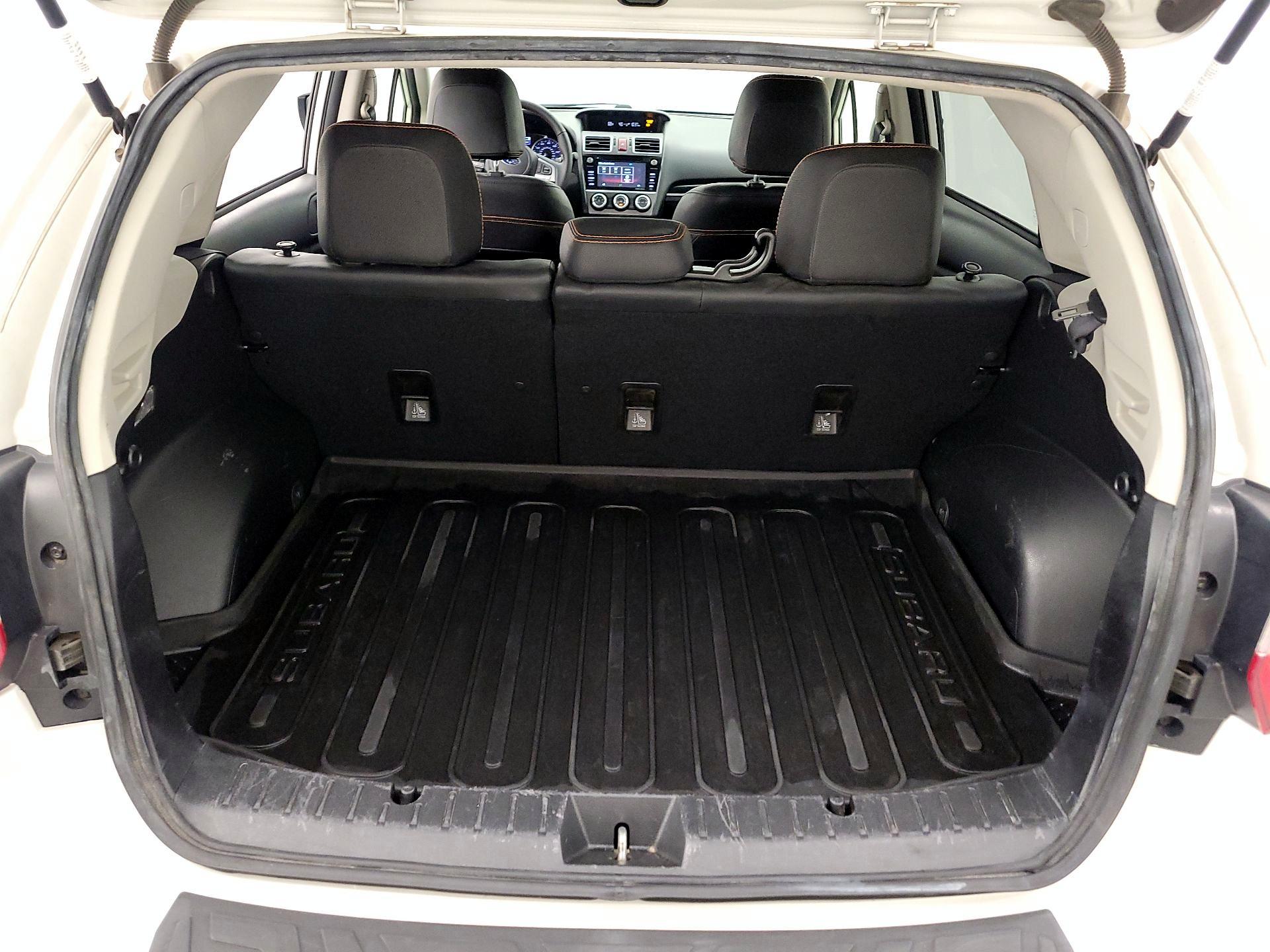 Thumbnail: 2017 Subaru Crosstrek - 20