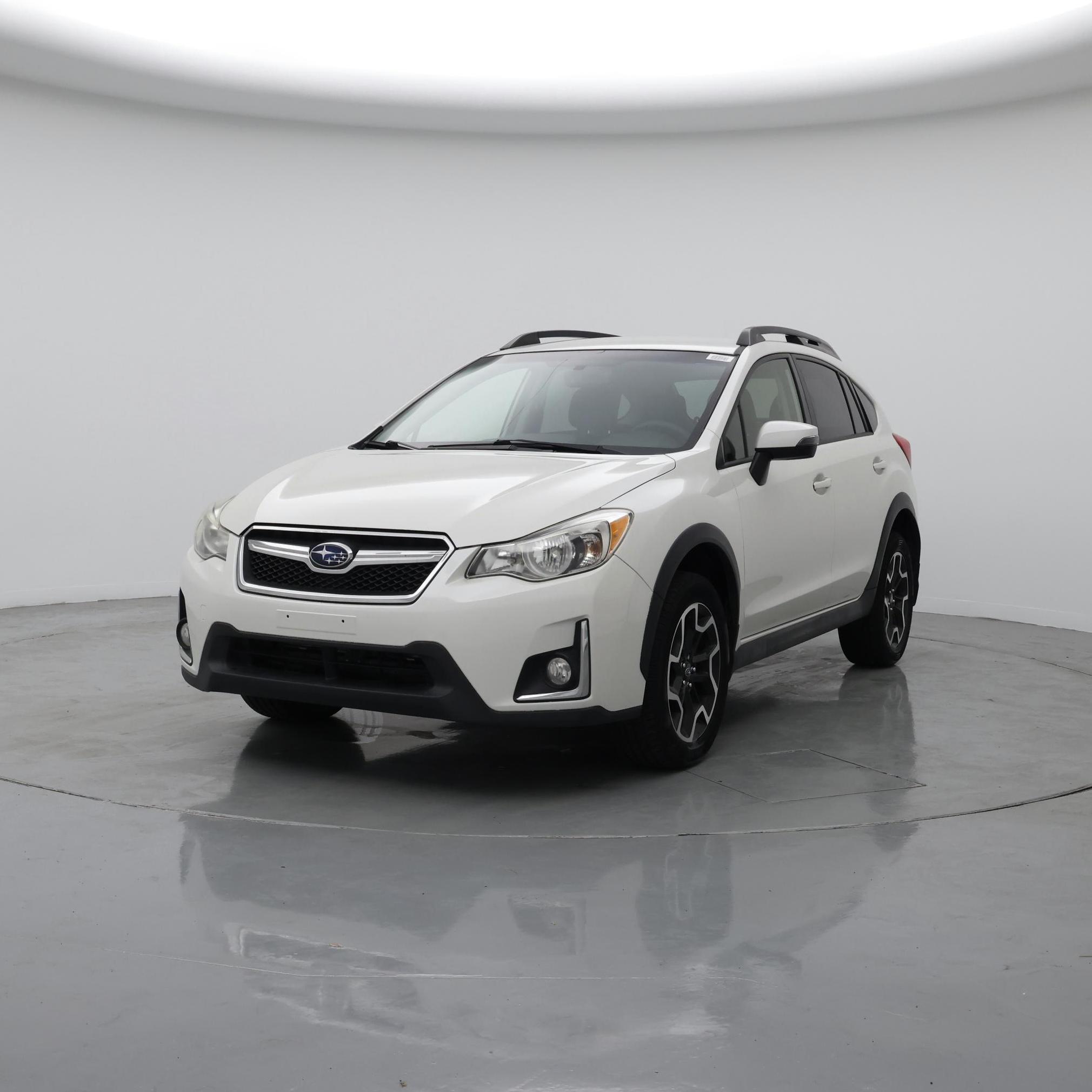 Thumbnail: 2017 Subaru Crosstrek - 4