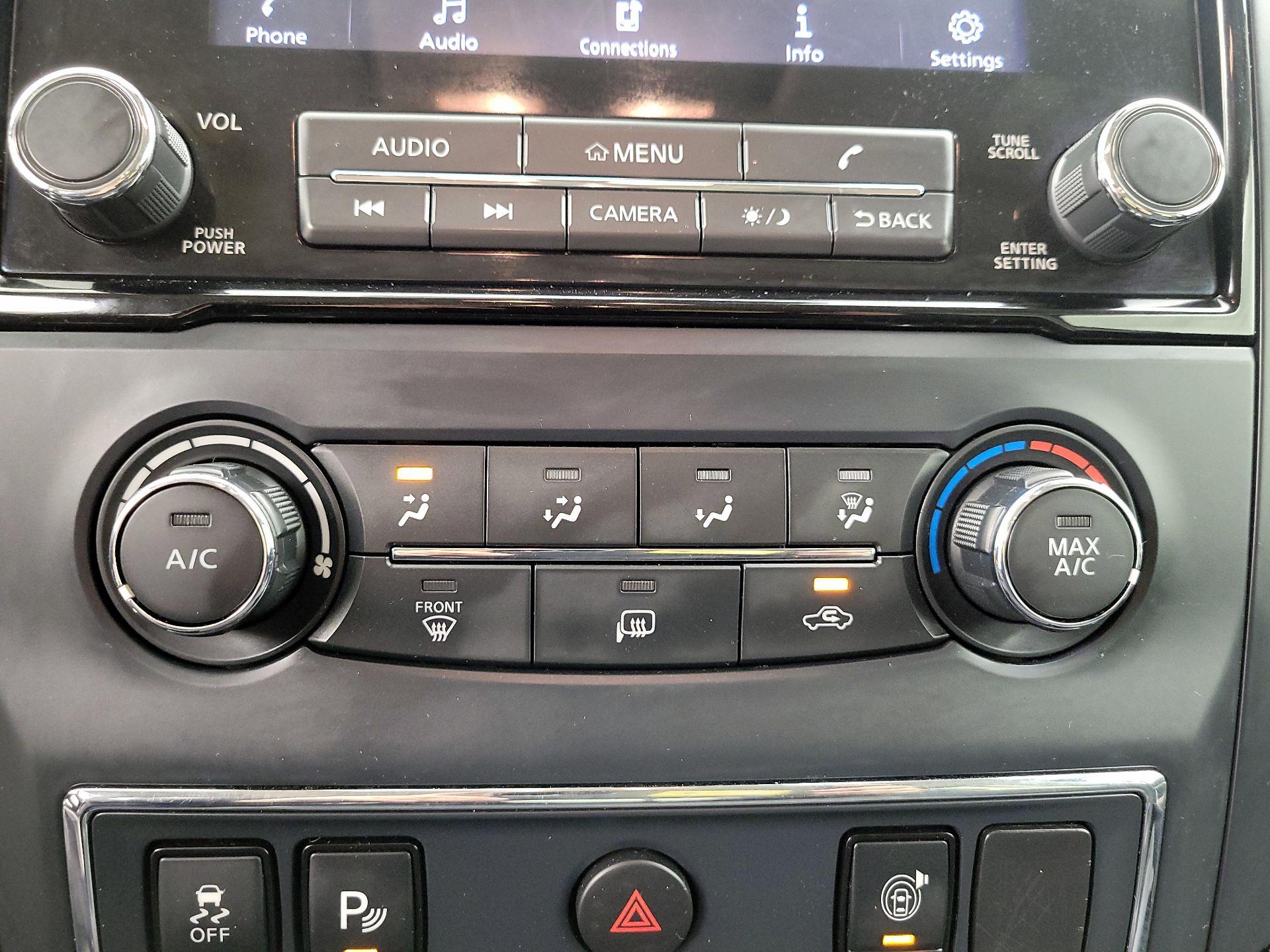 Thumbnail: 2023 Nissan Titan - 16