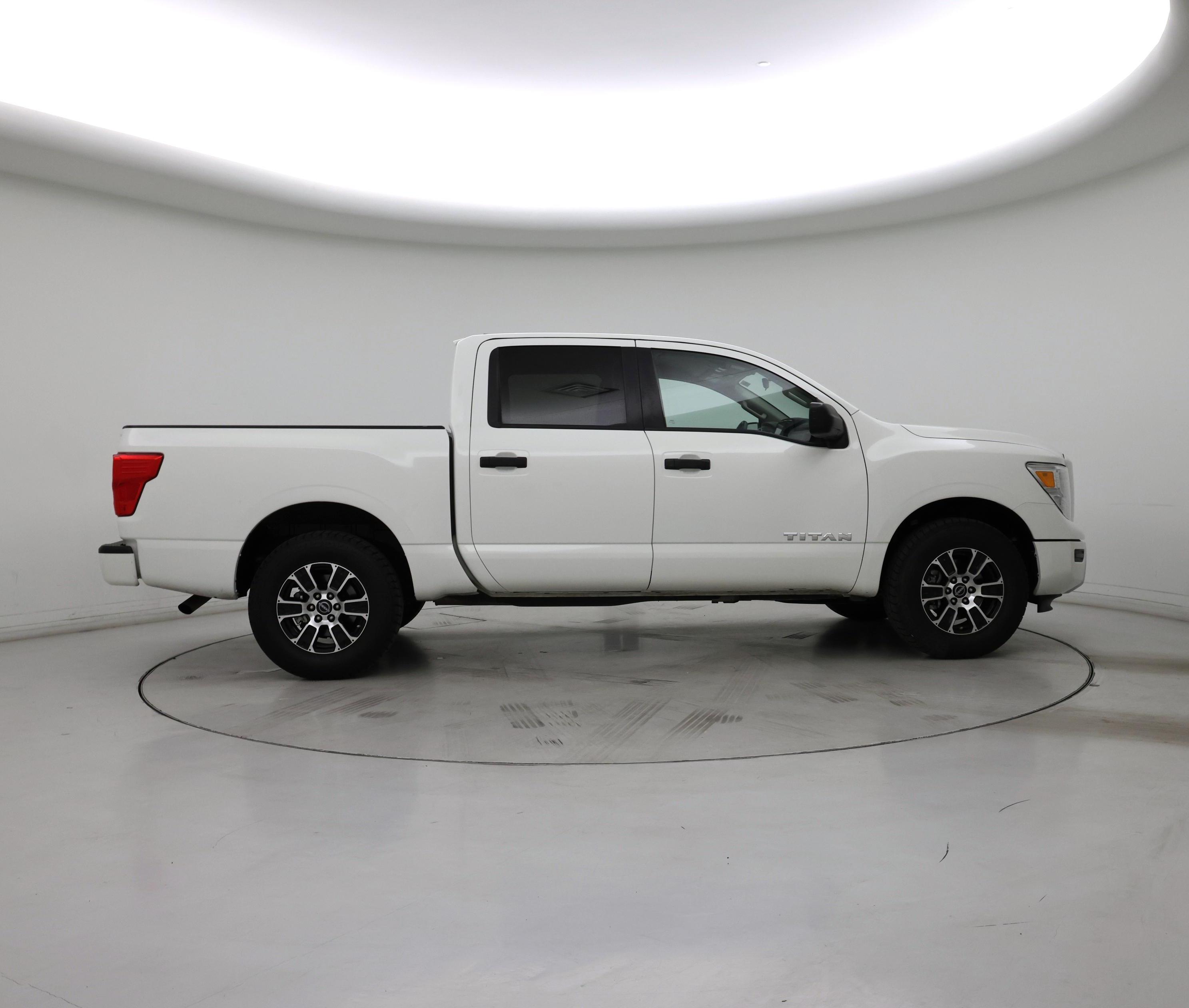 Thumbnail: 2023 Nissan Titan - 7