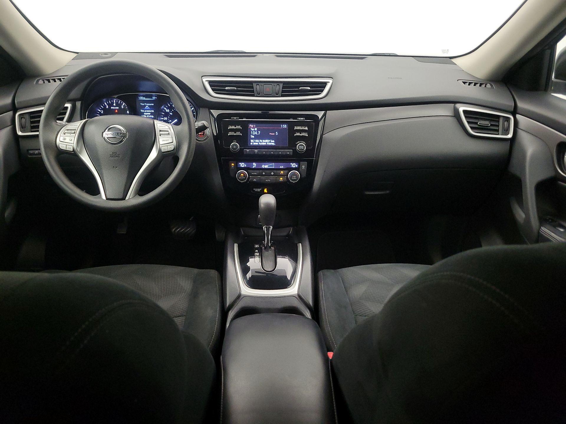 Thumbnail: 2015 Nissan Rogue - 9