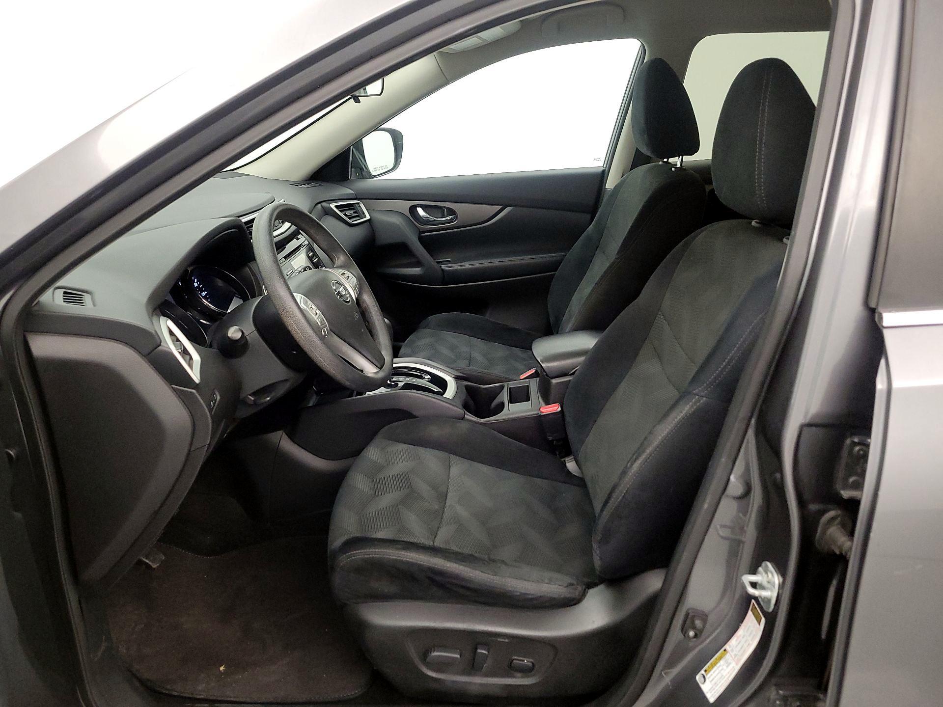 Thumbnail: 2015 Nissan Rogue - 11