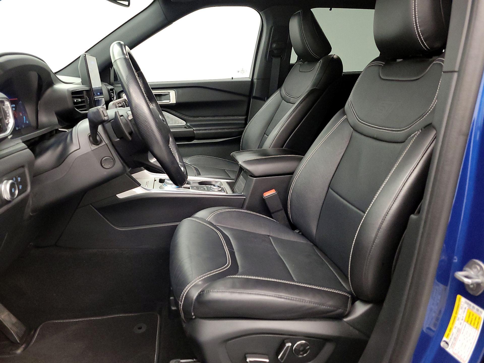 Thumbnail: 2020 Ford Explorer - 11