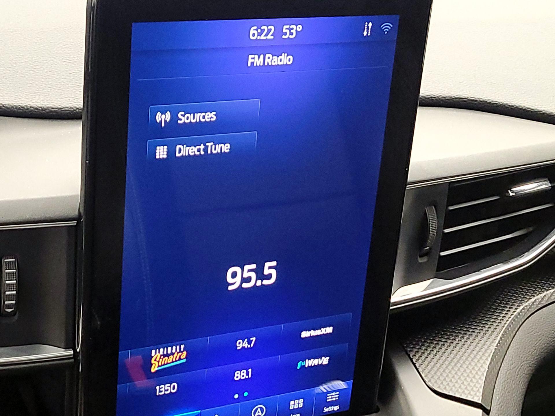 Thumbnail: 2020 Ford Explorer - 16