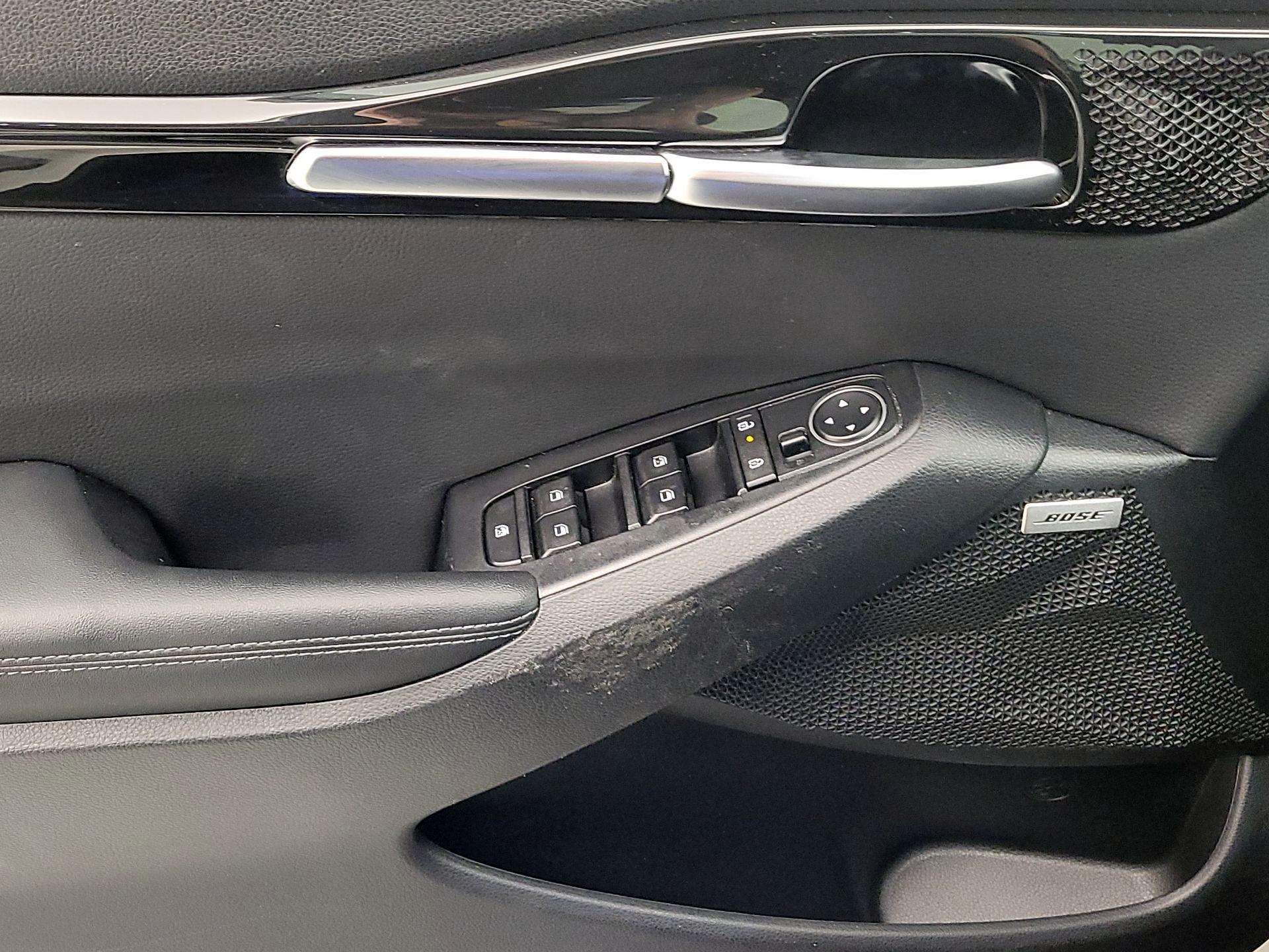 Thumbnail: 2024 Kia Seltos - 12